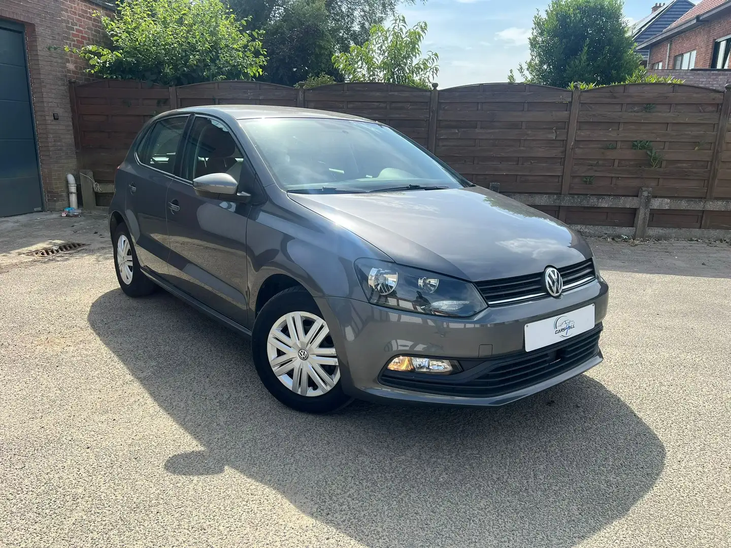 Volkswagen Polo 1.0i BlueMotion *89.900KM* Gris - 2