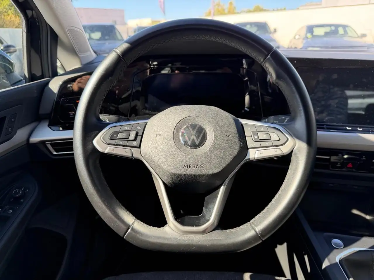 Volkswagen Golf Standard Model — photo 9