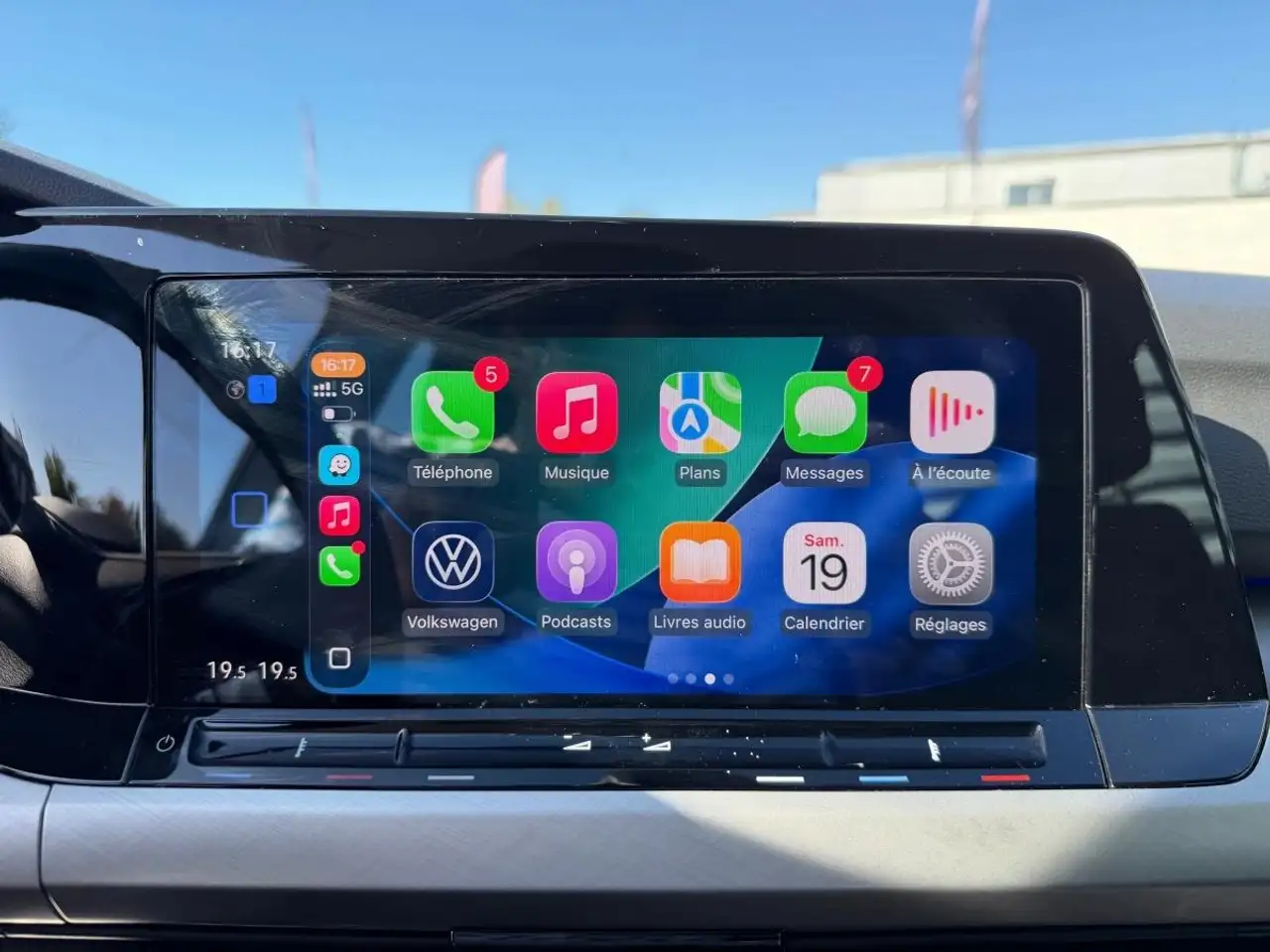 Volkswagen Golf Standard Model — photo 14