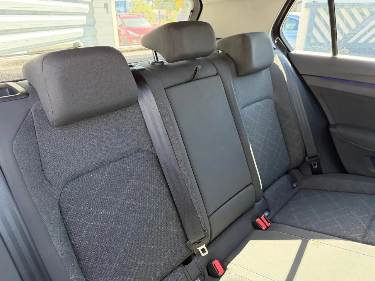 Volkswagen Golf Standard Model — photo 13