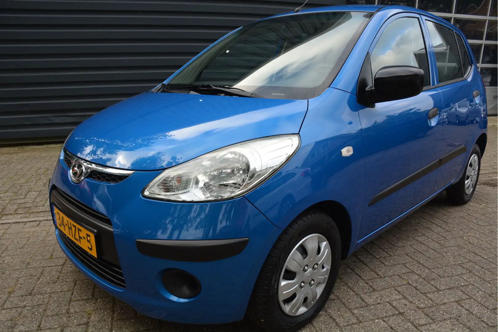 Hyundai i10 1.1 Active Cool Nieuwe APK Airco Centraal Blauw - 1