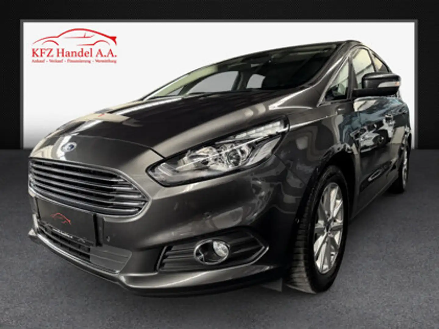Ford S-Max S-MAX Titanium 2.0 TDCi AUTOMATIK * FINANZIERUNG * Grau - 1