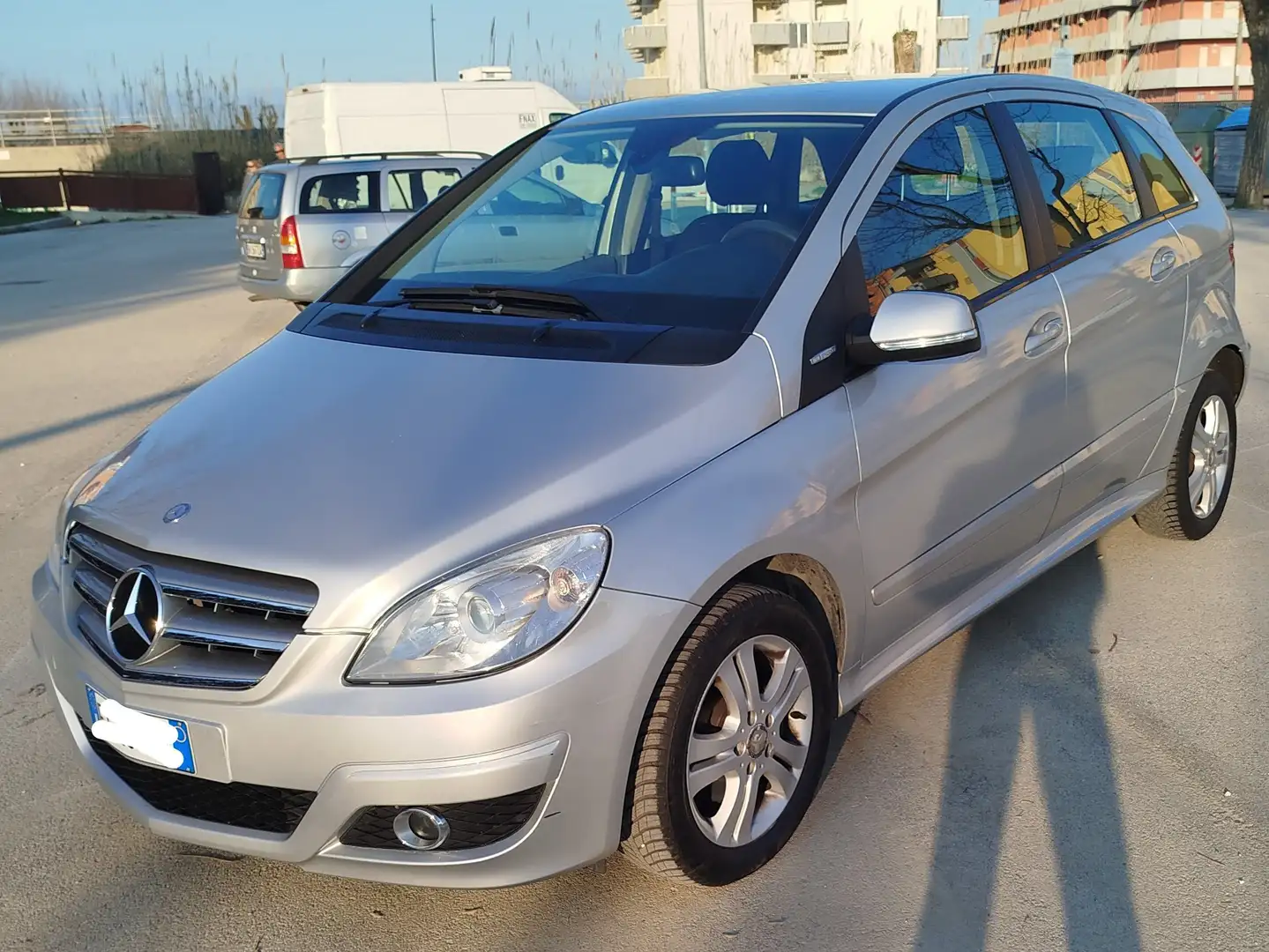 Mercedes-Benz B 180 Classe+B+-+T245+(170)+ngt+be Gris - 2