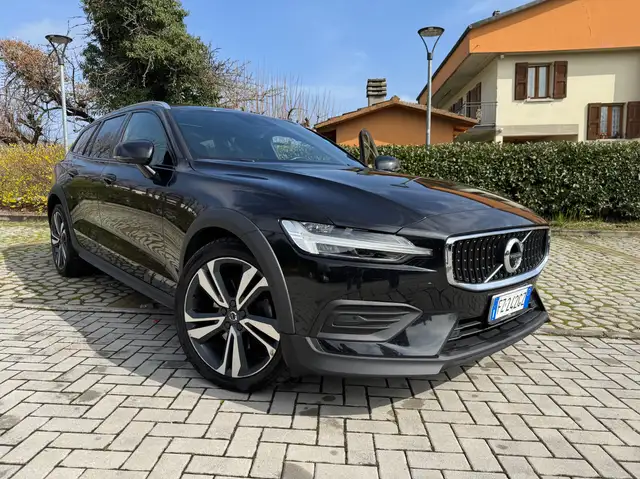 Volvo V60 Cross Country