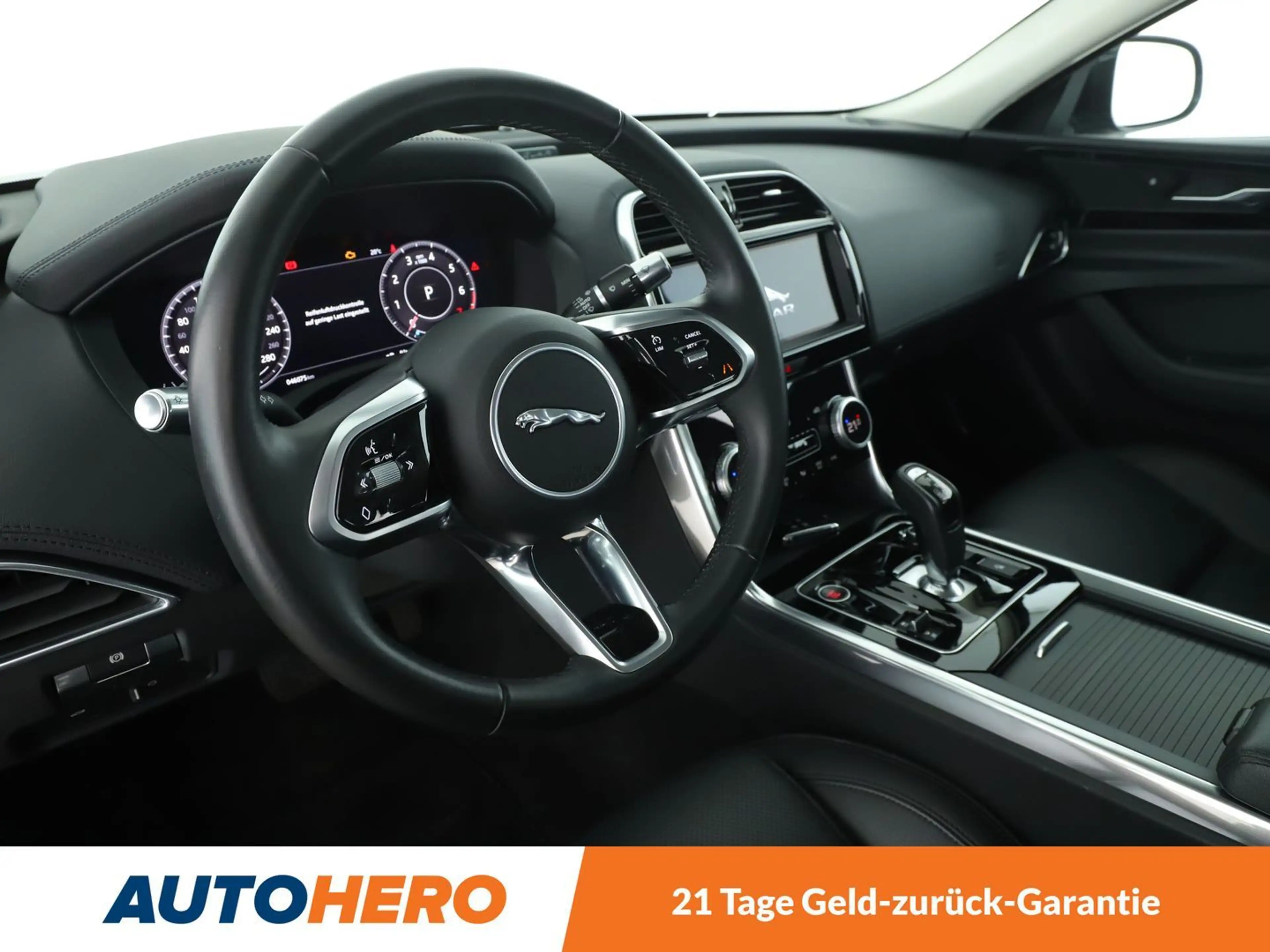Jaguar XE 25t S Aut*NAVI*LED*TEMPO*CAM*PDC*SHZ*GARANTIE* — photo 11