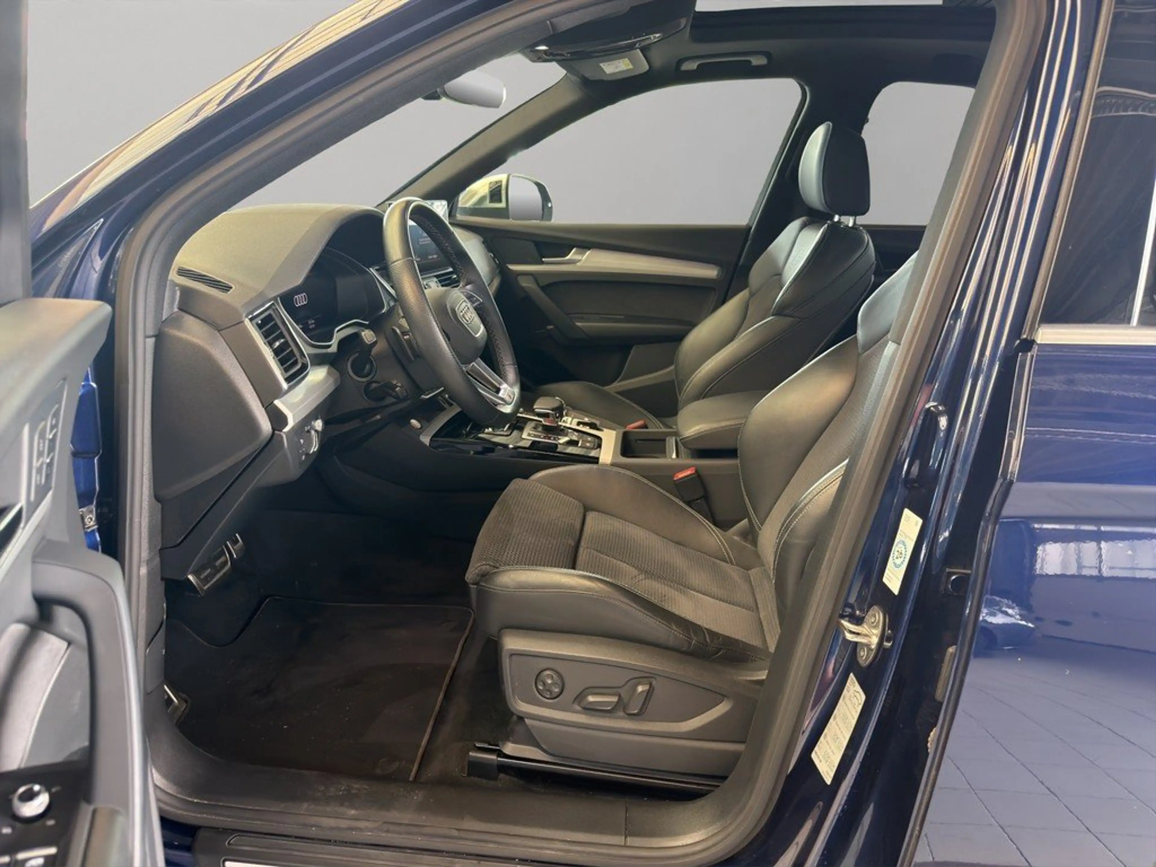 Audi SQ5 3.0 TDI qu. Matrix 360° ACC AHK Pano Navi — photo 6