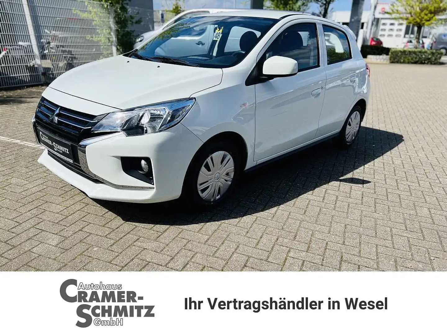 Mitsubishi Space Star 1.2 Select Weiß - 1