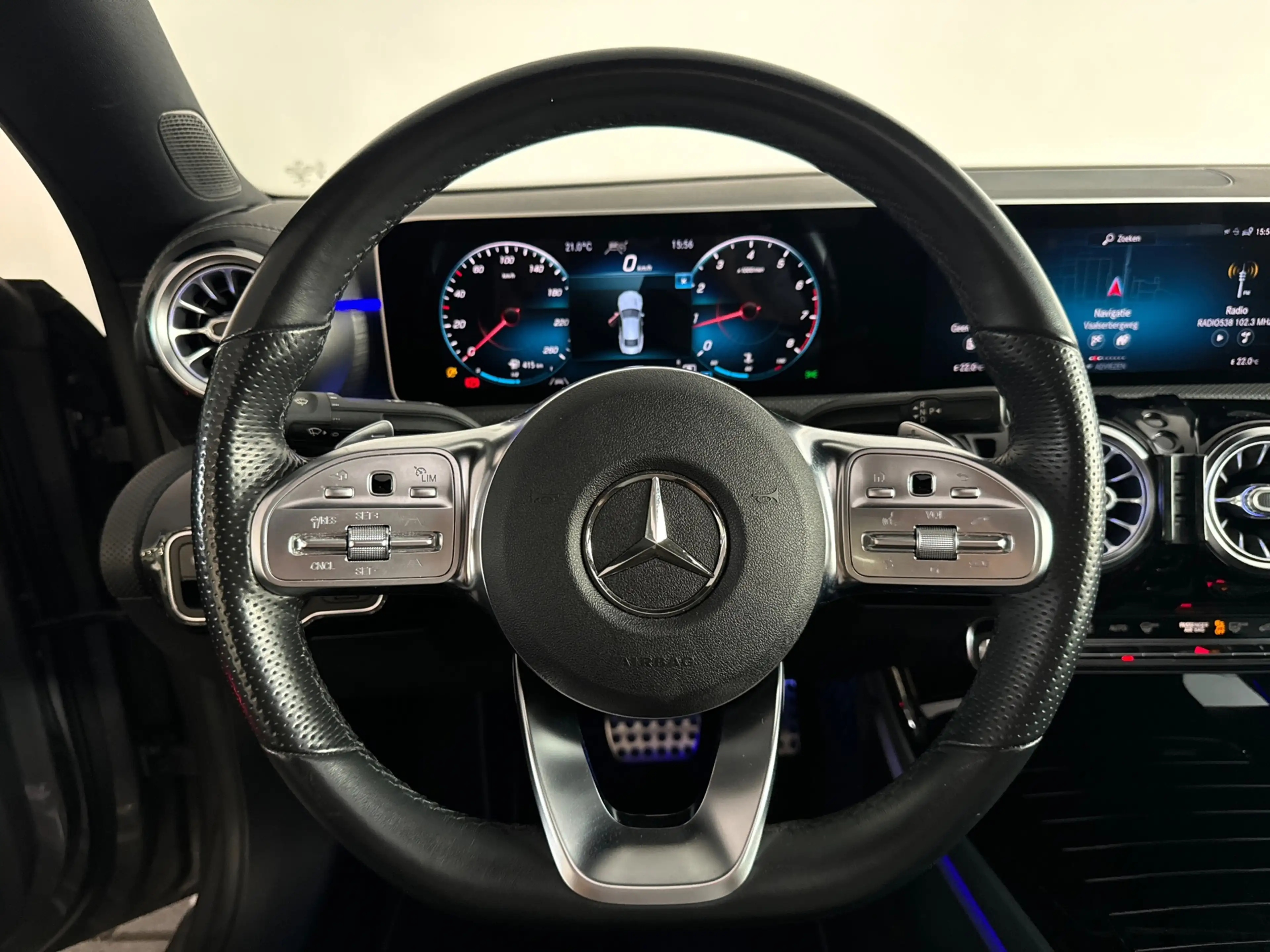 Mercedes-Benz CLA 180 AMG Pano|Stoelventilatie|360 Camera|Keyless|Blinds — photo 11