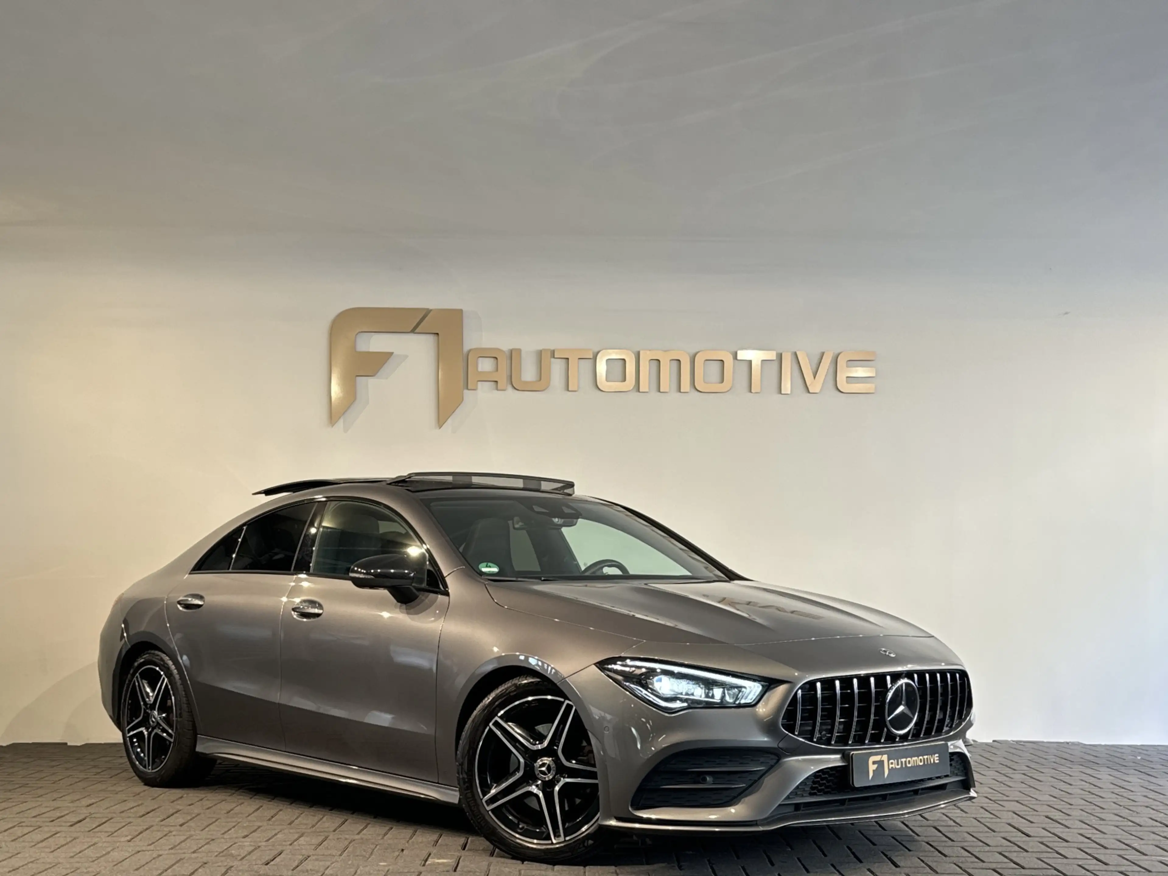 Mercedes-Benz CLA 180 AMG Pano|Stoelventilatie|360 Camera|Keyless|Blinds — photo 3