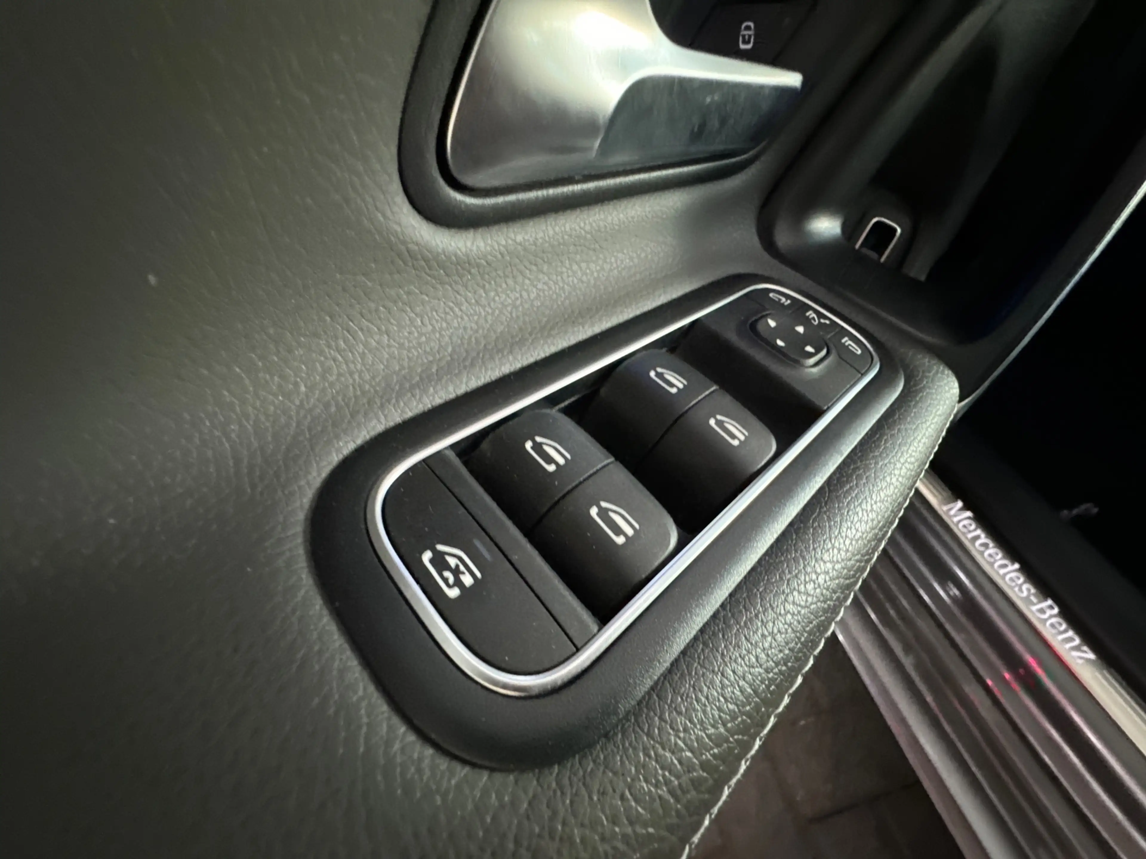 Mercedes-Benz CLA 180 AMG Pano|Stoelventilatie|360 Camera|Keyless|Blinds — photo 13
