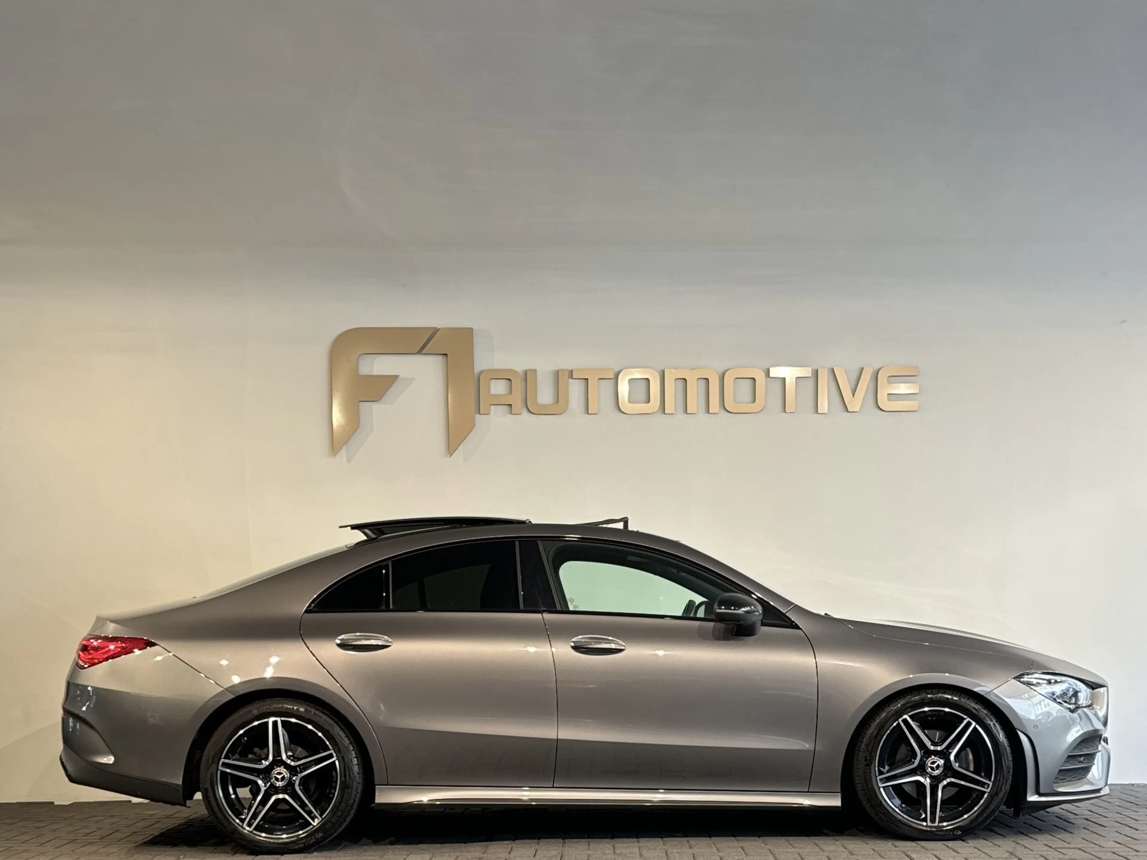 Mercedes-Benz CLA 180 AMG Pano|Stoelventilatie|360 Camera|Keyless|Blinds — photo 7
