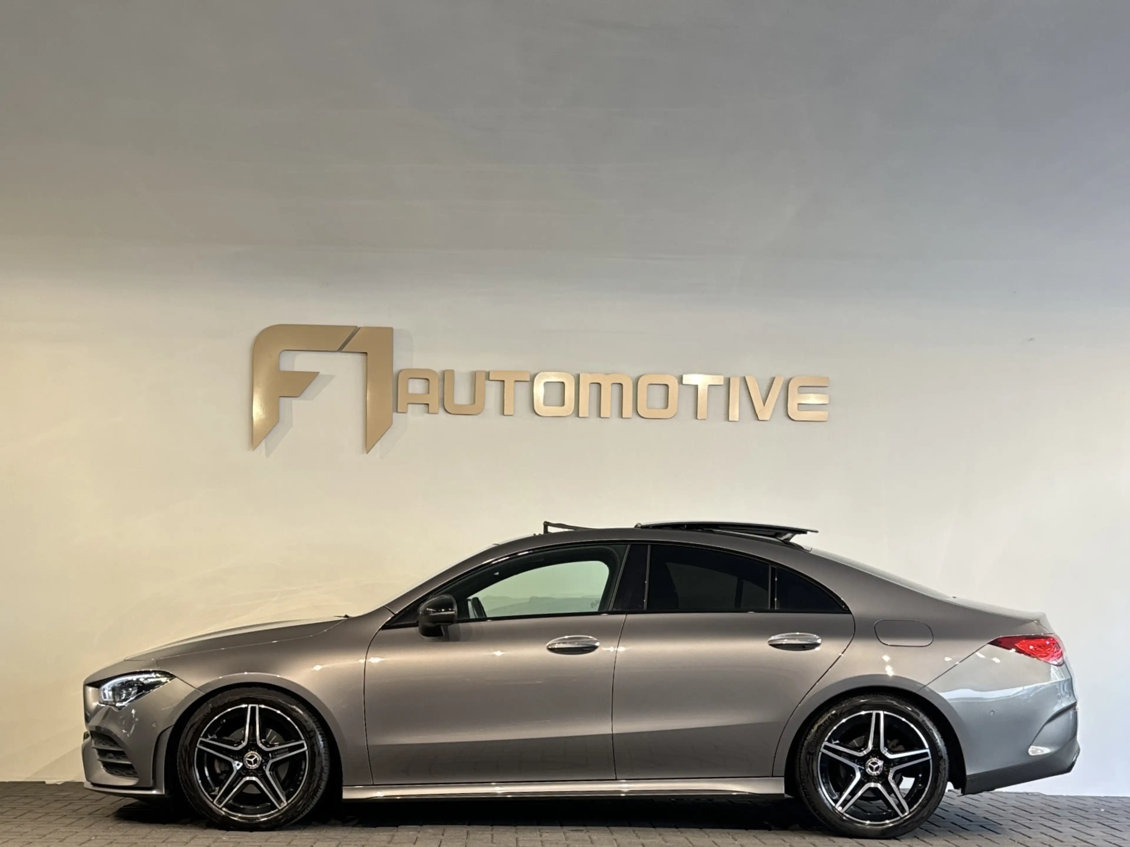 Mercedes-Benz CLA 180 AMG Pano|Stoelventilatie|360 Camera|Keyless|Blinds — photo 8