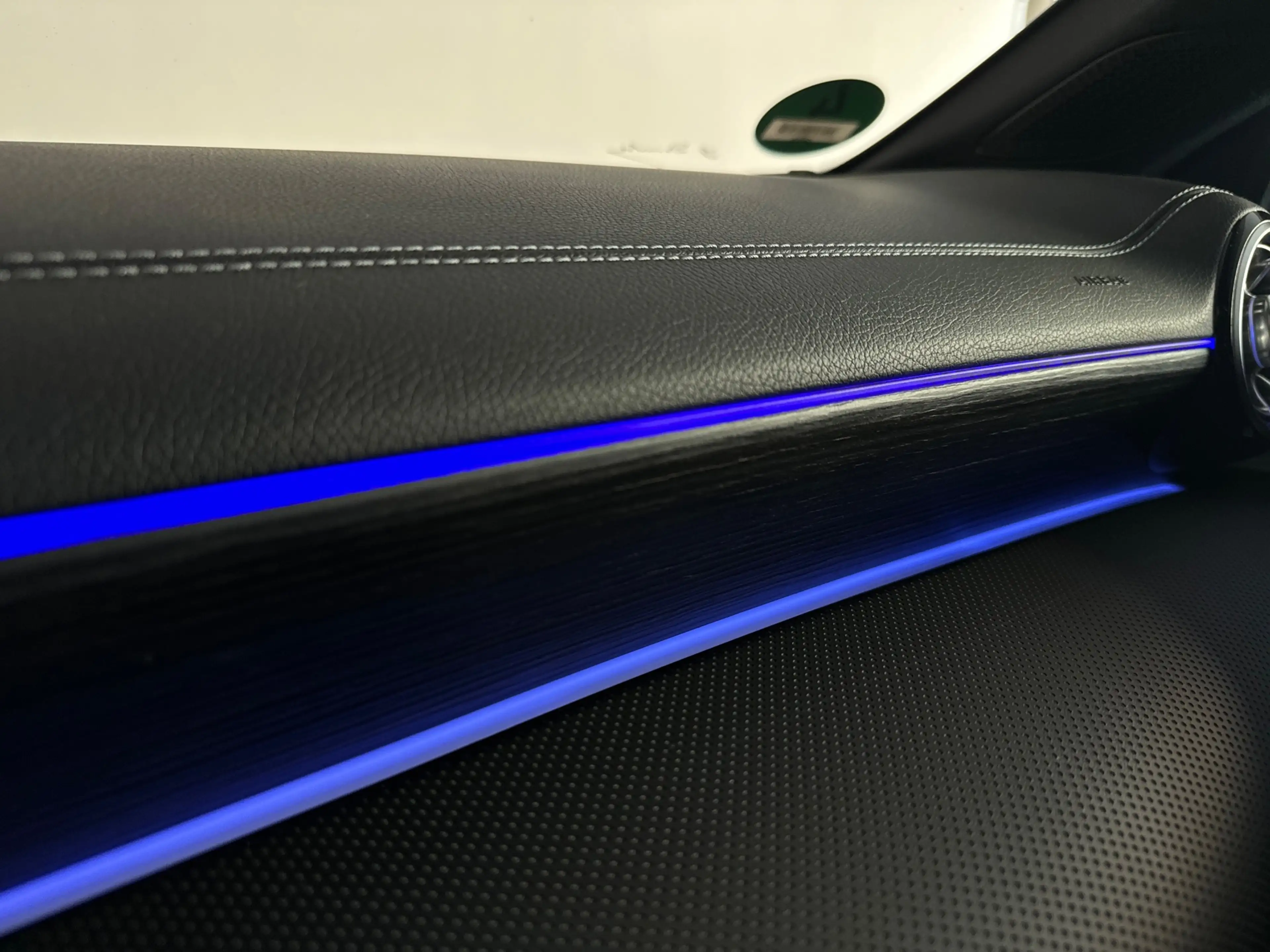 Mercedes-Benz CLA 180 AMG Pano|Stoelventilatie|360 Camera|Keyless|Blinds — photo 19
