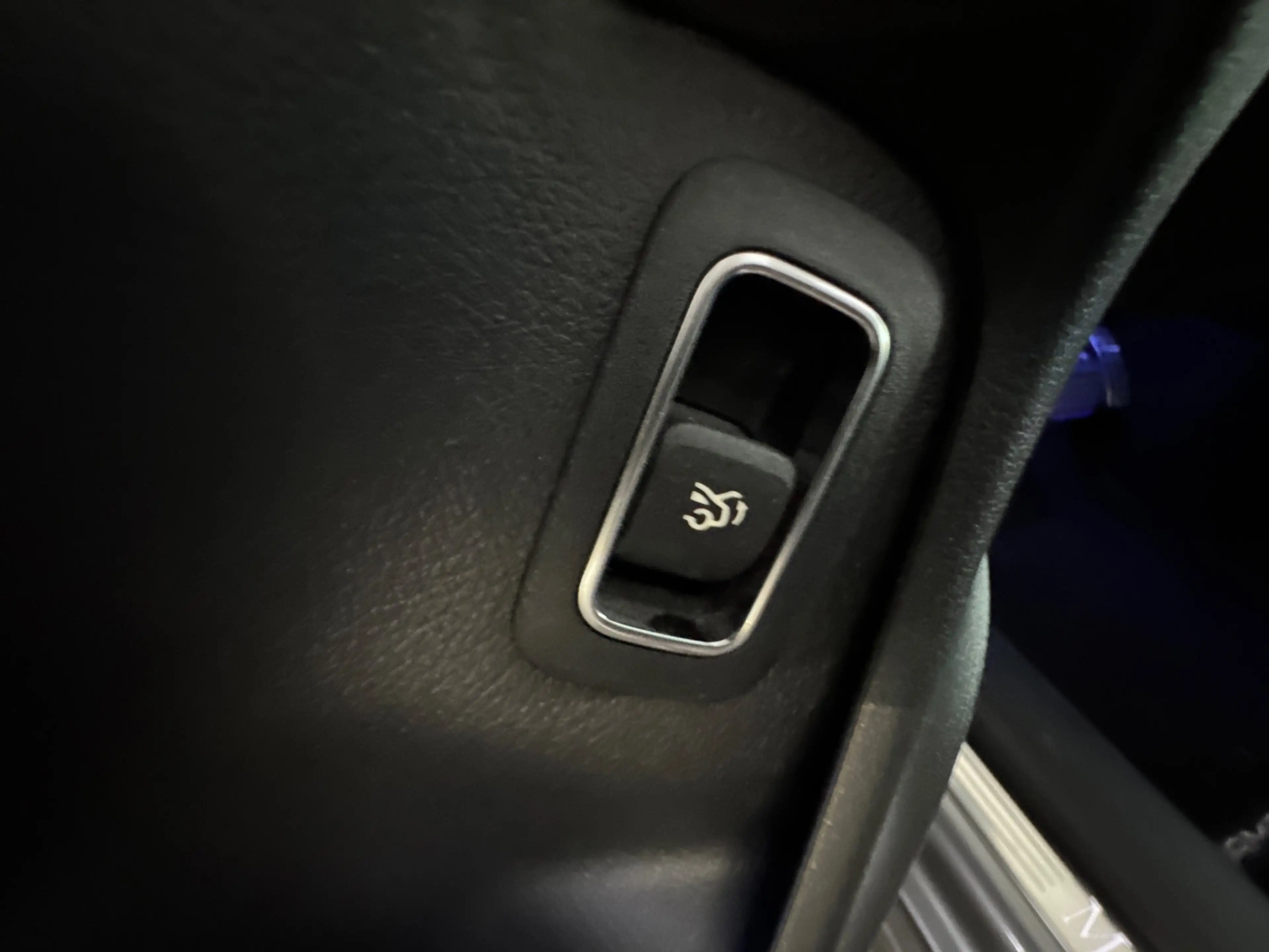 Mercedes-Benz CLA 180 AMG Pano|Stoelventilatie|360 Camera|Keyless|Blinds — photo 14
