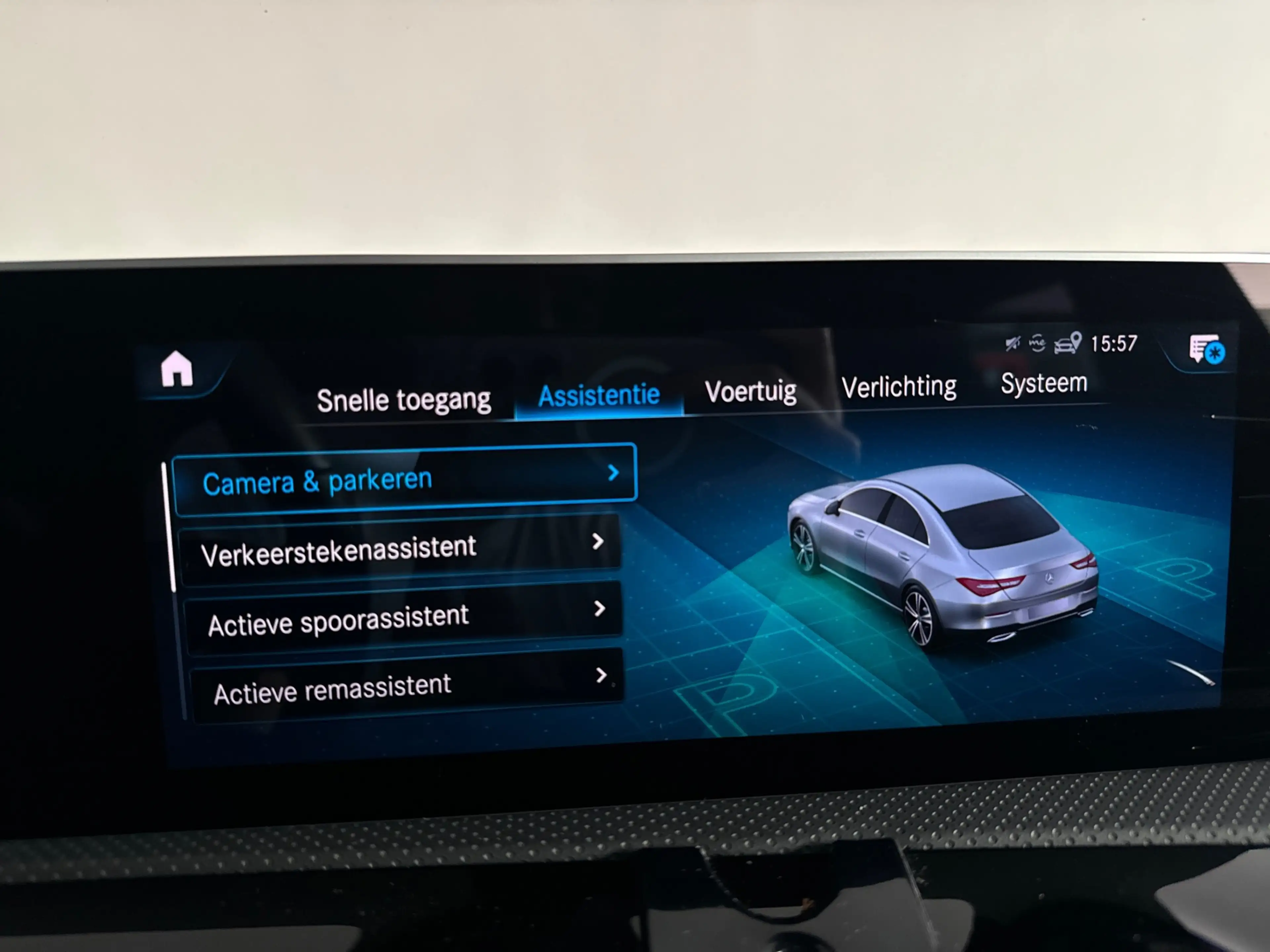 Mercedes-Benz CLA 180 AMG Pano|Stoelventilatie|360 Camera|Keyless|Blinds — photo 24