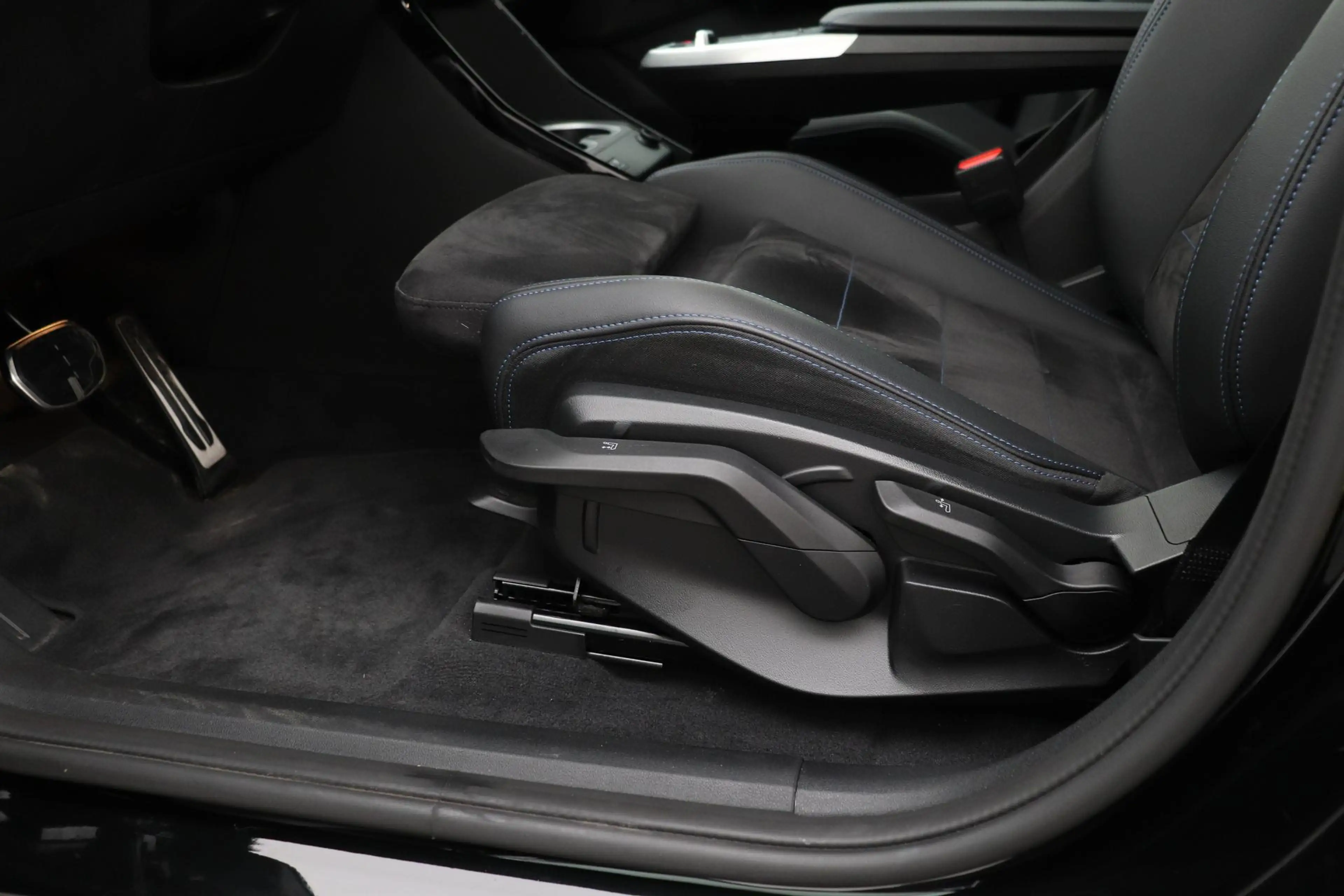 BMW X1 xDrive25e | M Sport | Adaptief M-onderstel | Cruis — photo 36