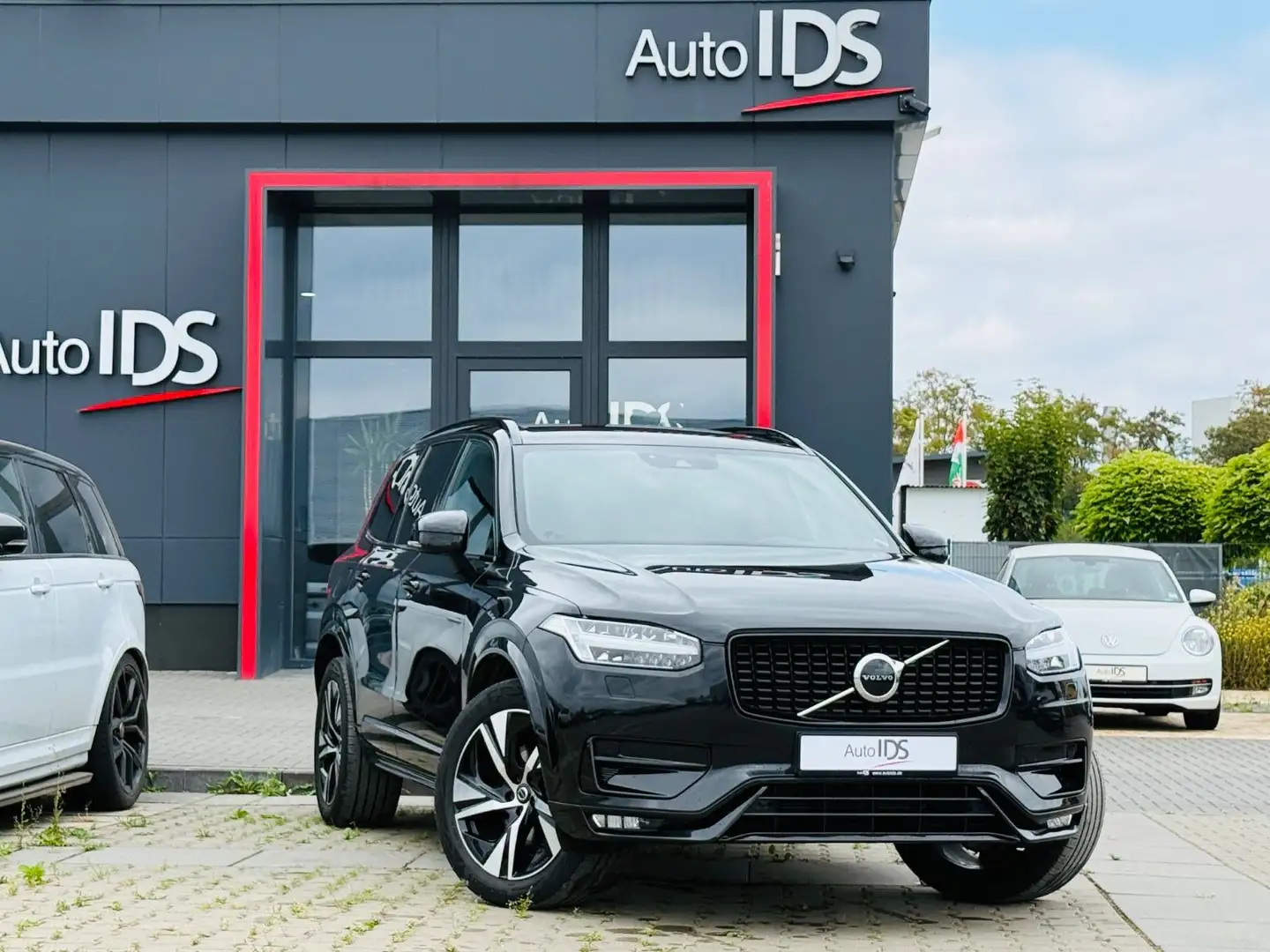 Volvo XC90 R Design AWD Standheizung Schwarz - 1