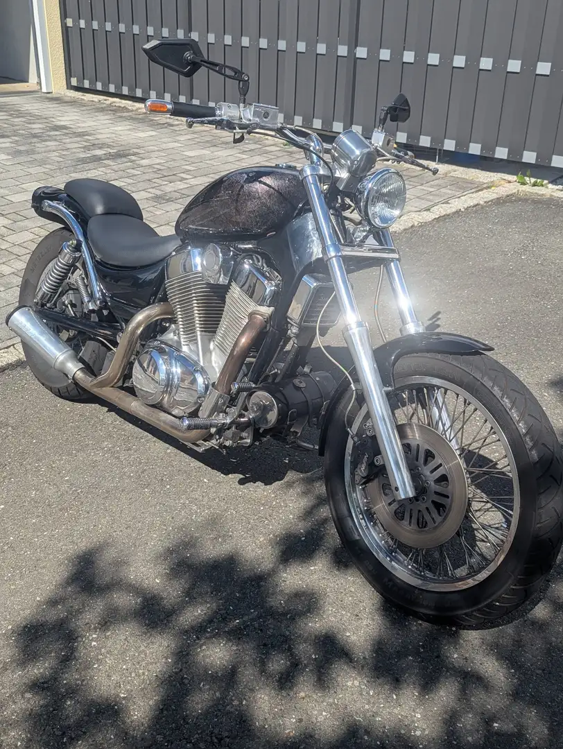 Suzuki VS 1400 Plateado - 1