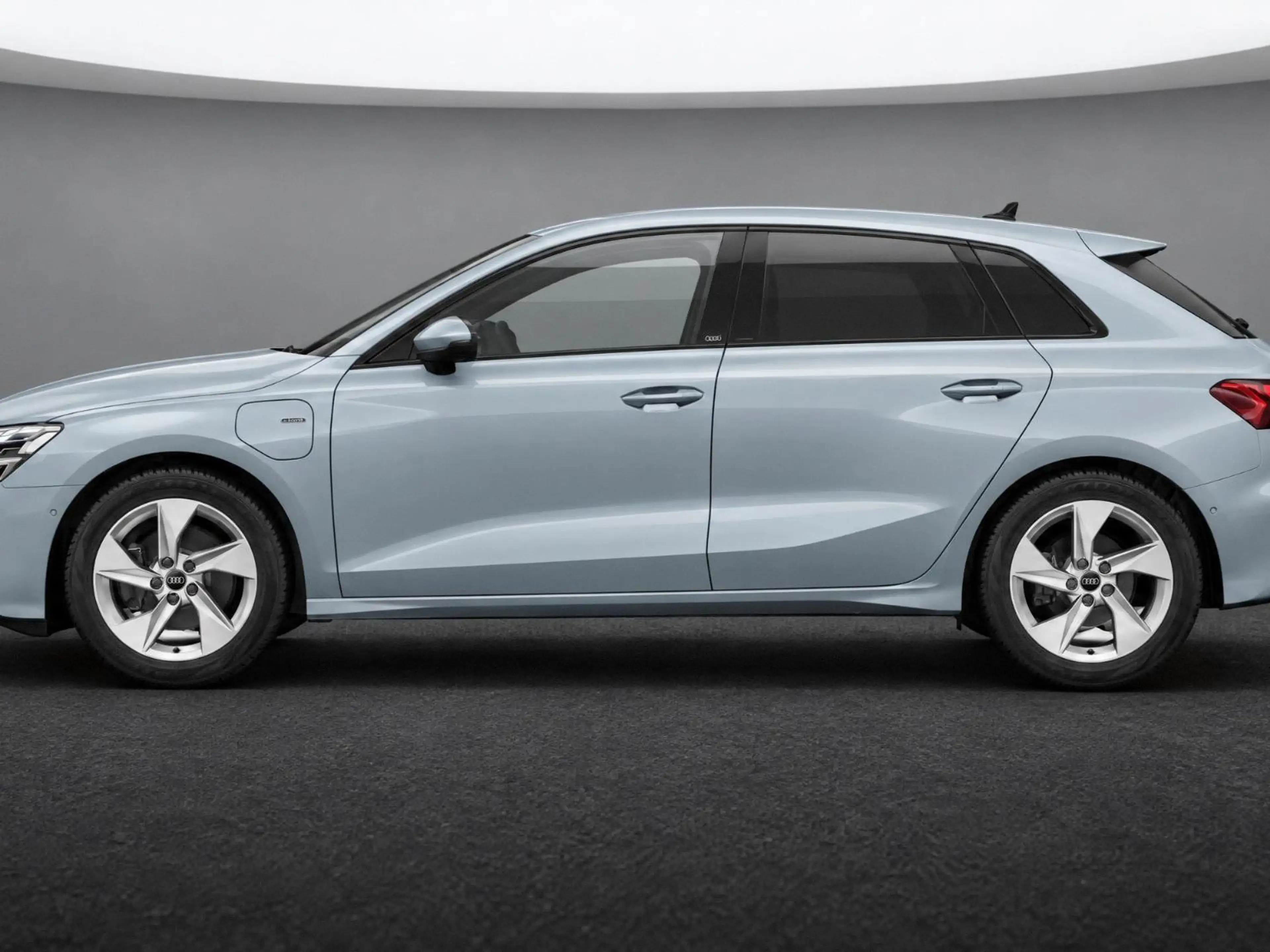 Audi A3 e-hybrid Advanced edition 204 PK · MMI experience — photo 8