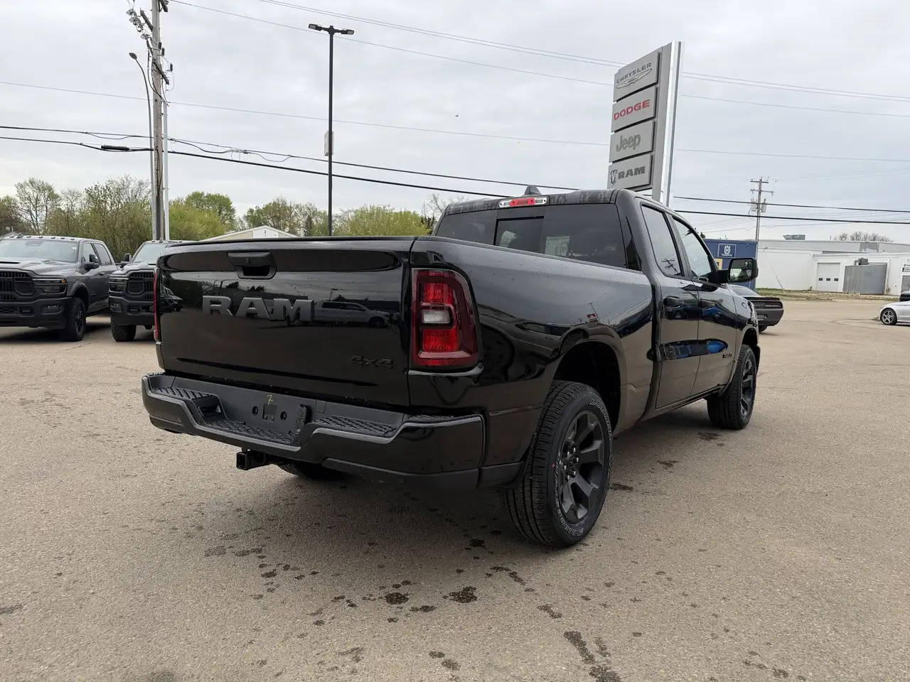 RAM 1500 снимка RAM 1500