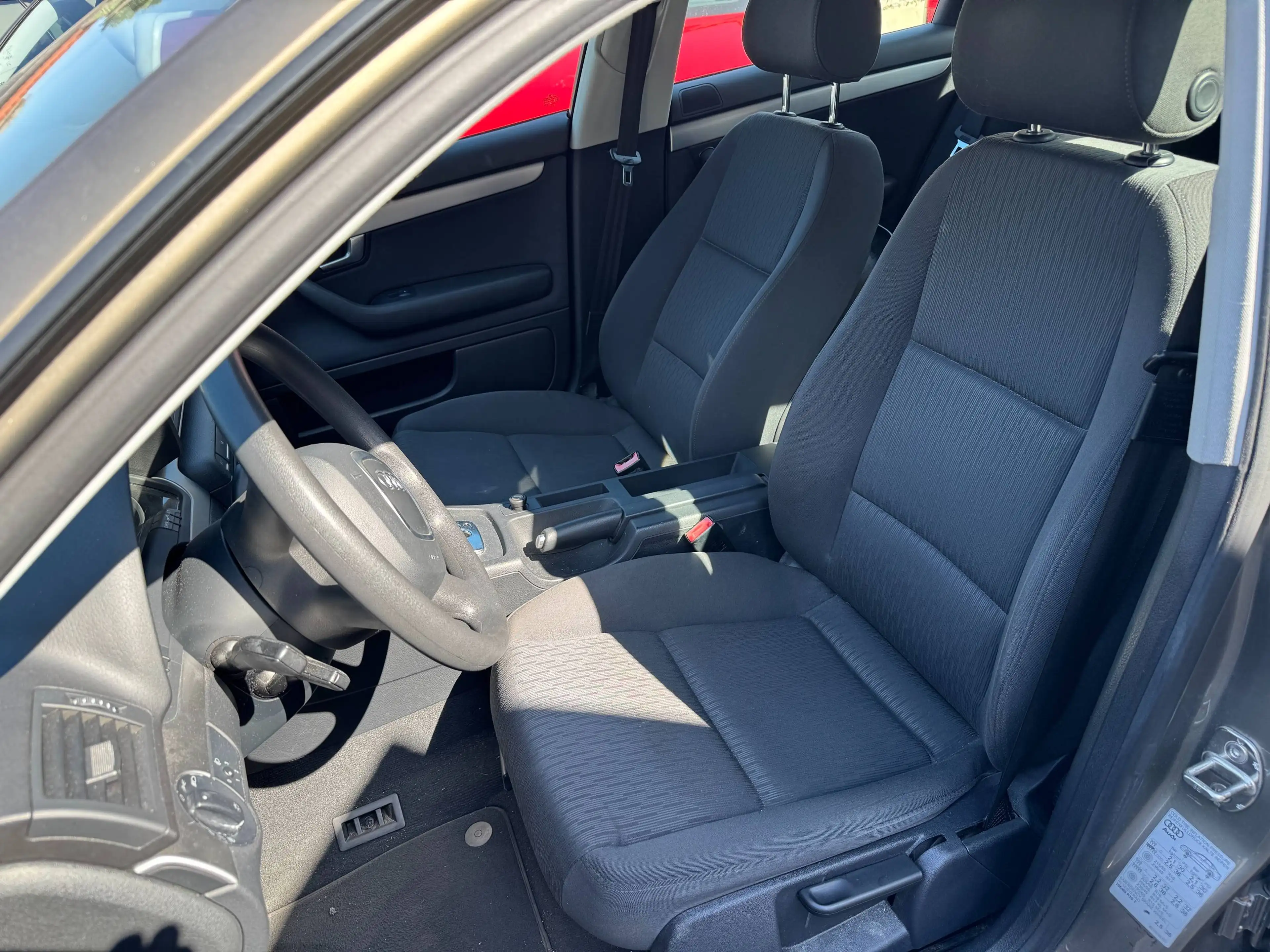 Audi A4 2.0 Automatik Audi Scheckheft SHZ PDC Tuv 8/27 3.Hand — photo 13
