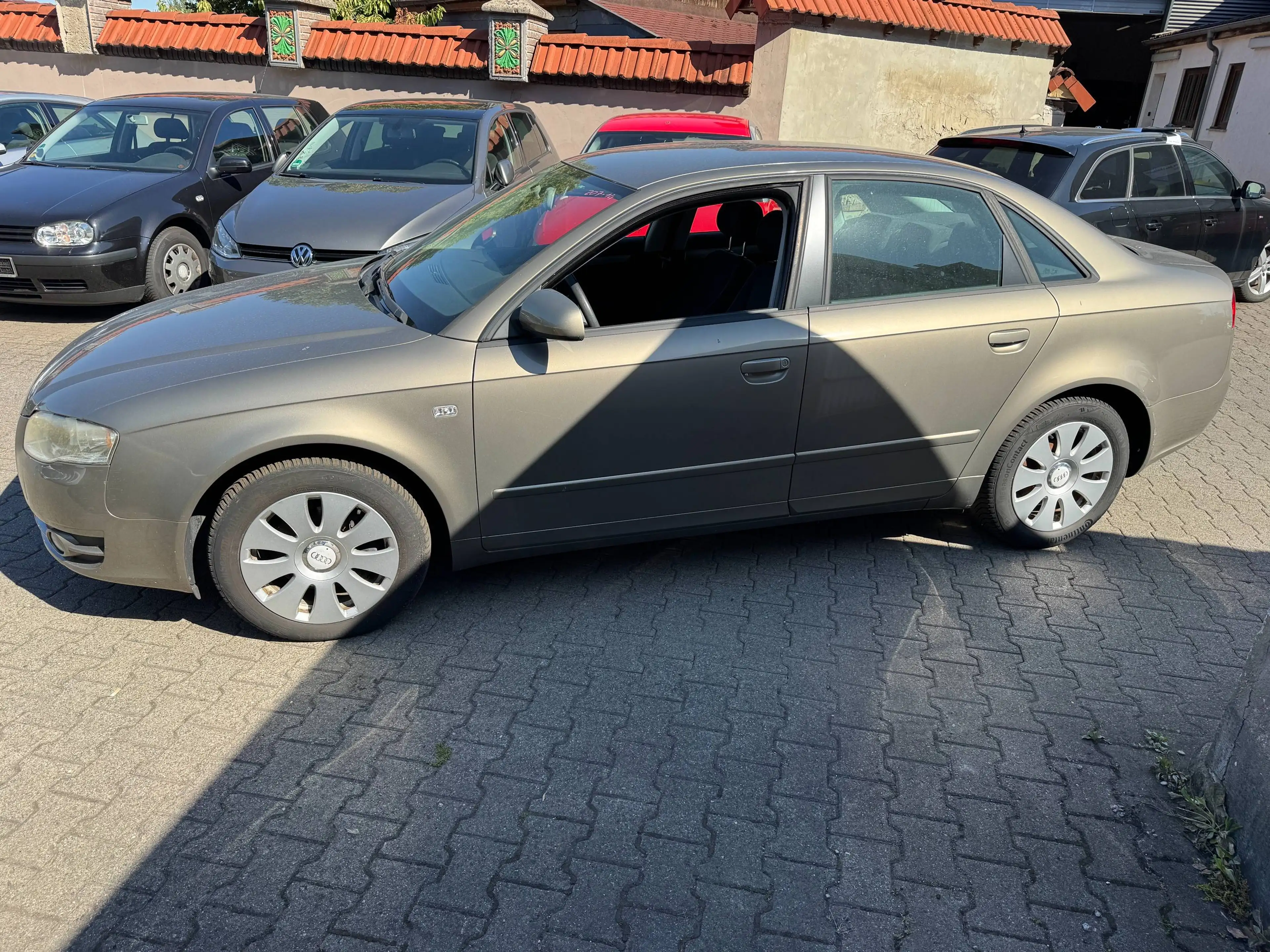 Audi A4 2.0 Automatik Audi Scheckheft SHZ PDC Tuv 8/27 3.Hand — photo 6