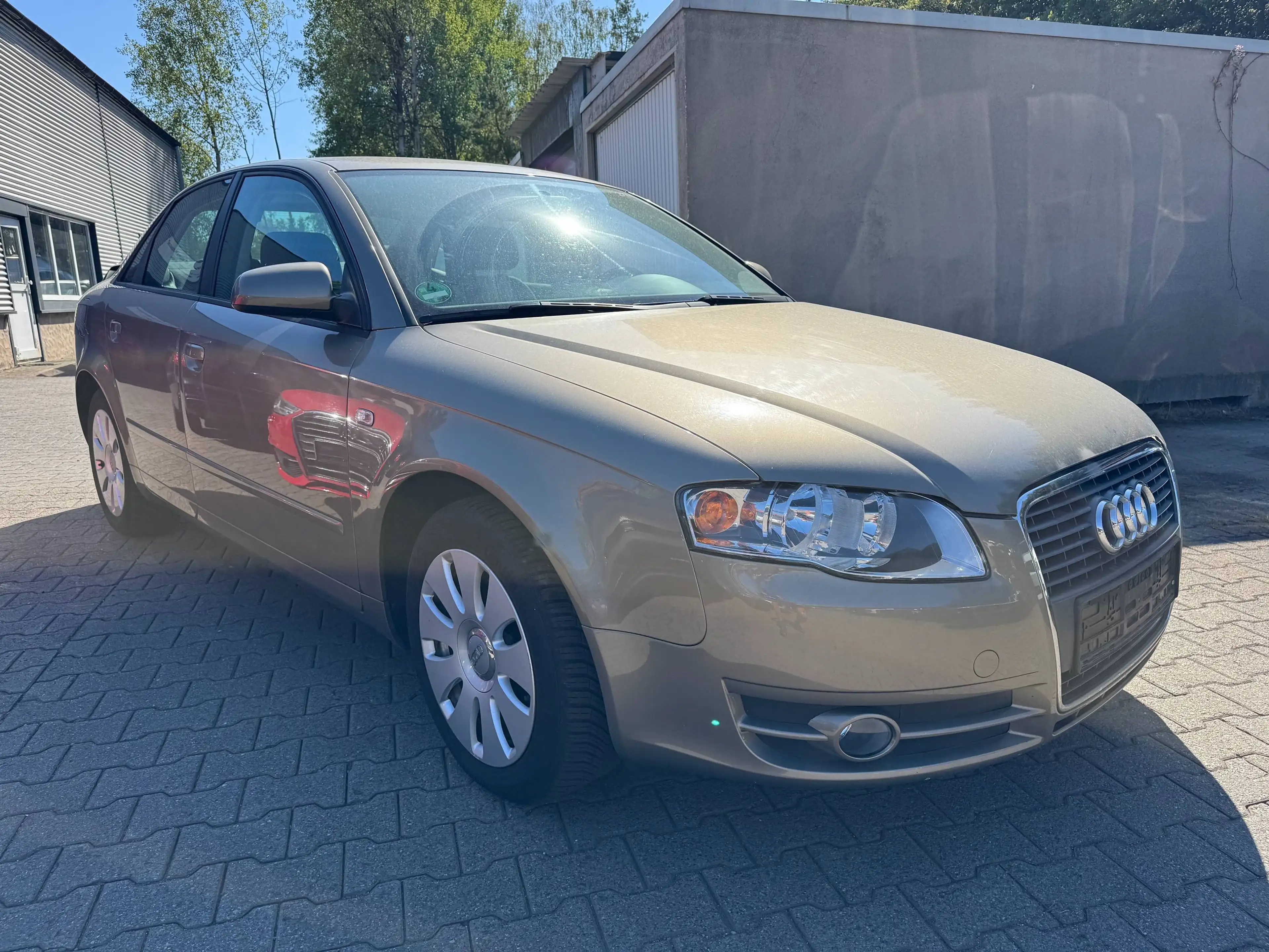 Audi A4 2.0 Automatik Audi Scheckheft SHZ PDC Tuv 8/27 3.Hand — photo 2