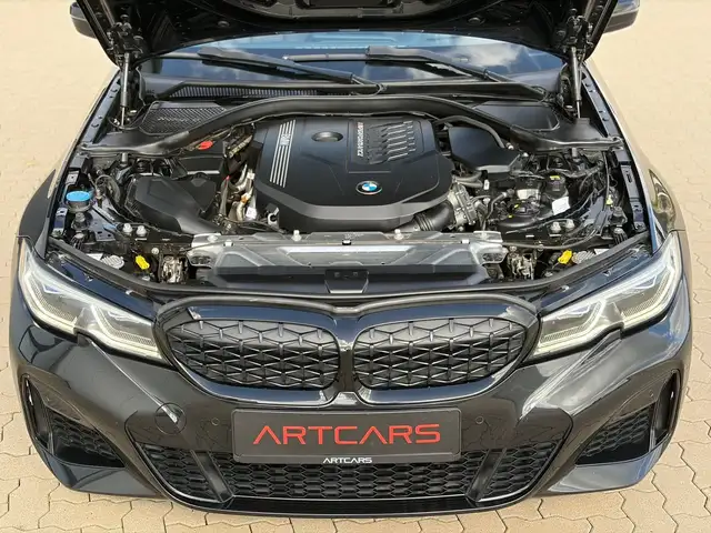 BMW 3 Series view 27