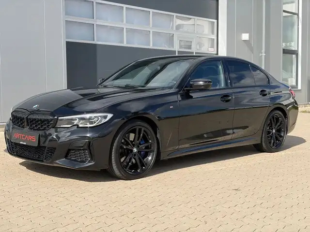 BMW 3 Series view 2
