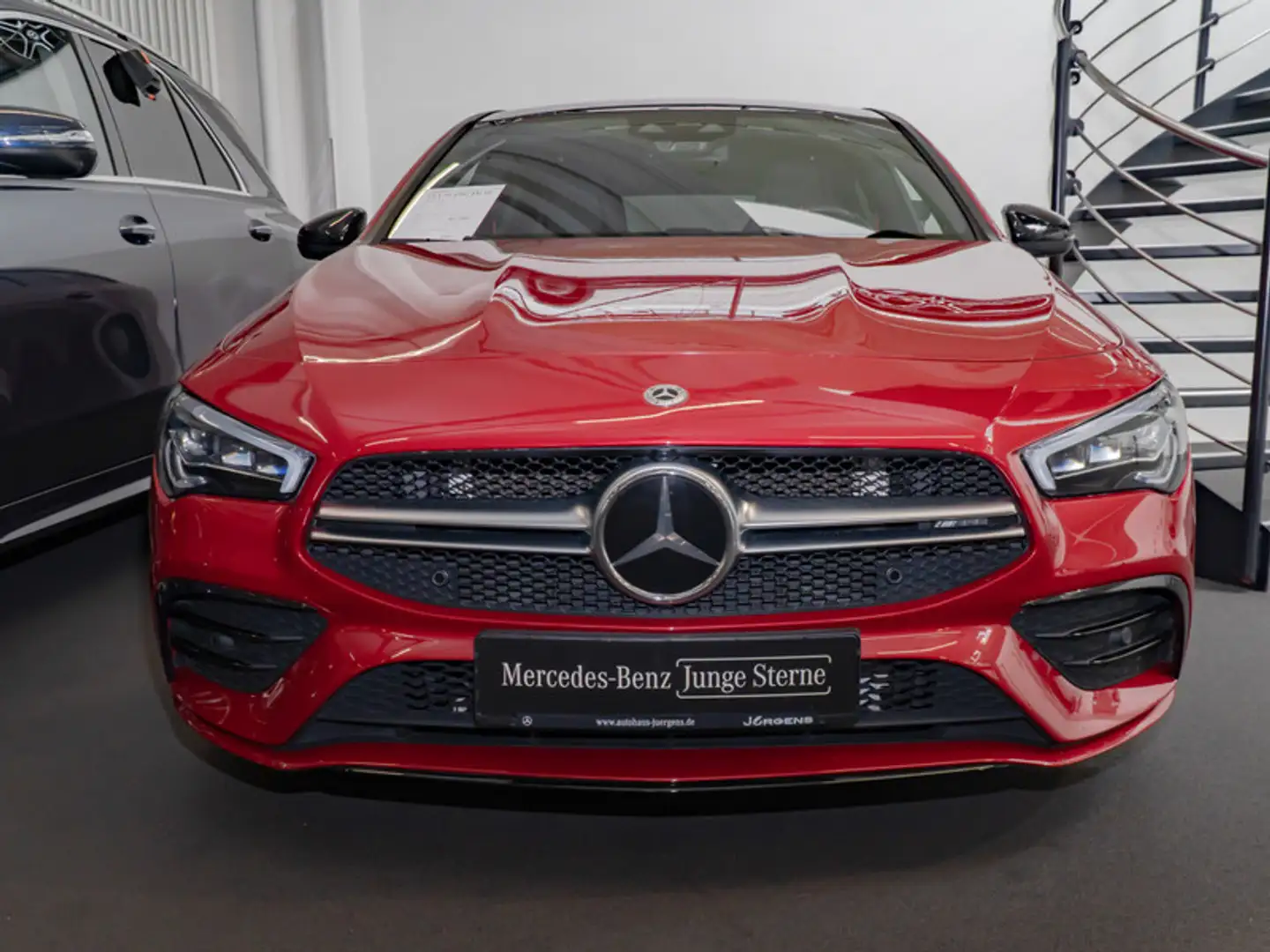Mercedes-Benz CLA 35 AMG 4M SB Perf-Sitze/Pano/AHK/Distr/Night Rot - 2
