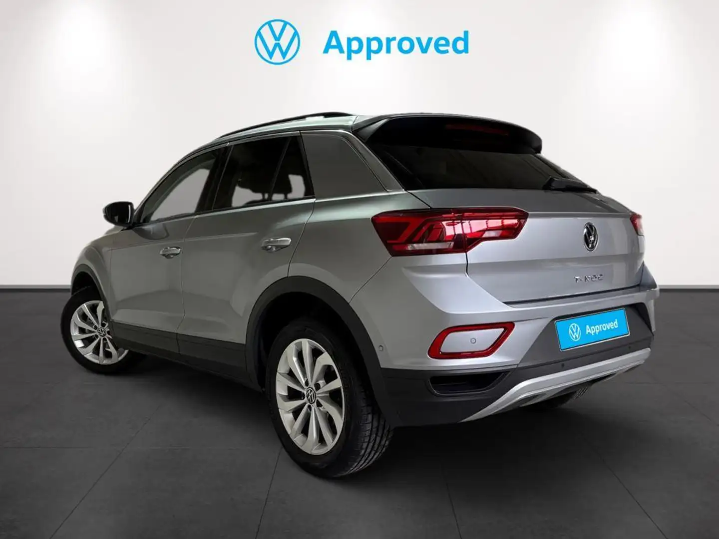 Volkswagen T-Roc 1.5 TSI Life DSG7 110KW Plateado - 2