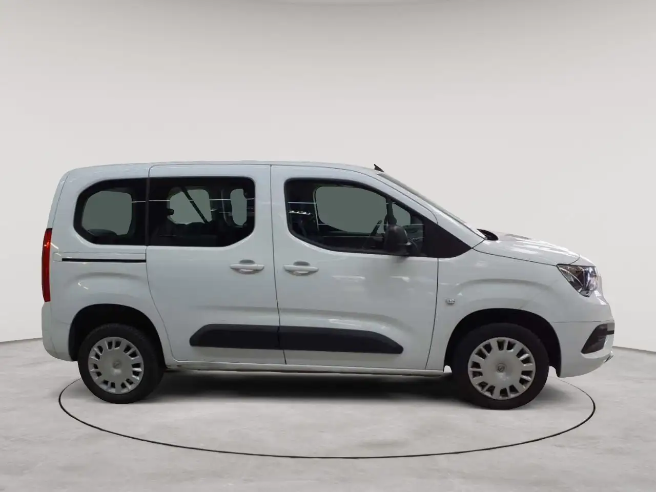 Opel Combo Life 1.2 Turbo Edition CarPlay RFK, миниатюра 3
