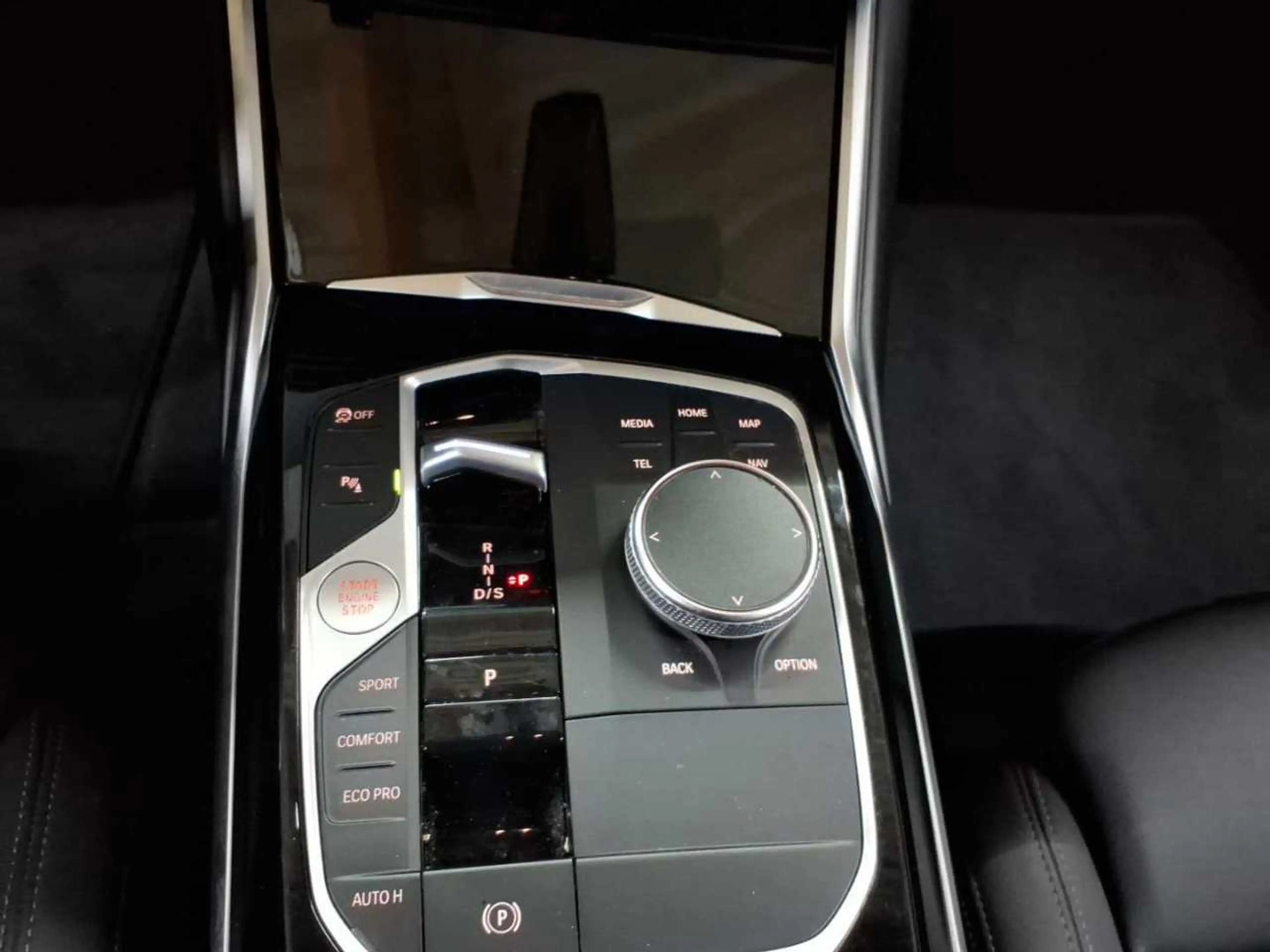 BMW 318 318d Touring Aut. Navi AHK SHZ — photo 10