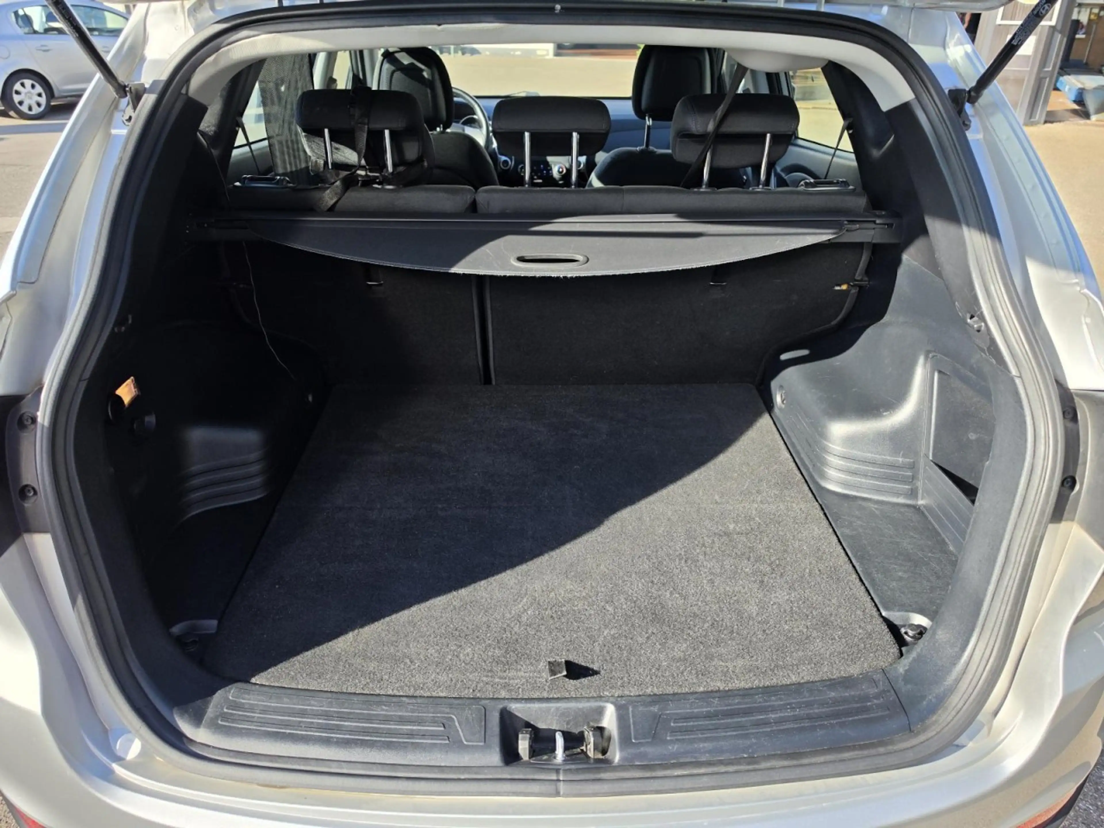 Hyundai iX35 5 Star Edition 1.6 NAV+SHZ+PDC Klima Navi — photo 6