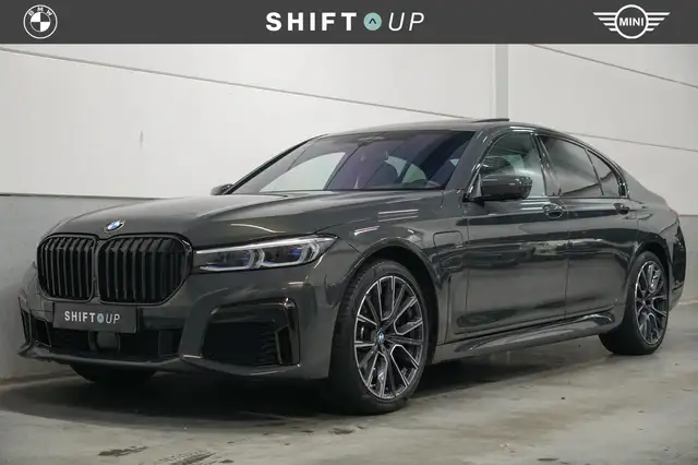 BMW 745 7-serie 745e M-Sport | Massage | Stoelventilatie |