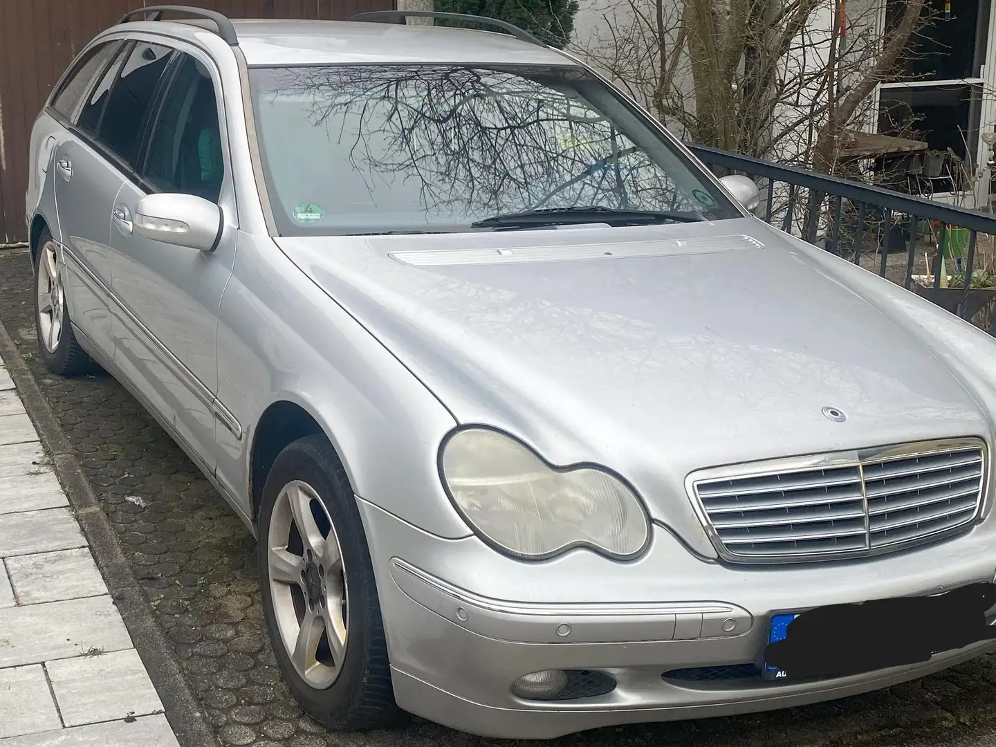 Mercedes-Benz C 200 C-Klasse T Kompressor Classic Серебристый - 1