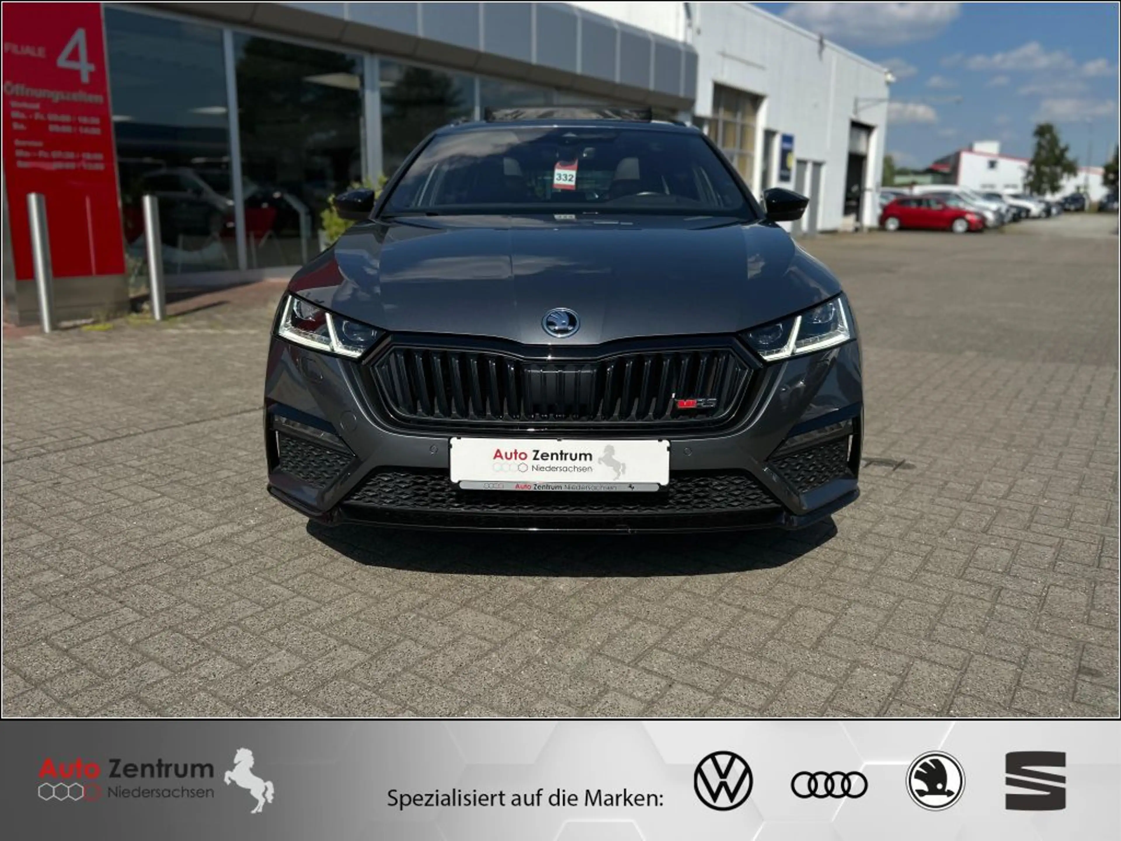 Skoda Octavia 2.0 TSI RS CarPlay AHK*PANO*StandH*Massage*MATRIX — photo 2
