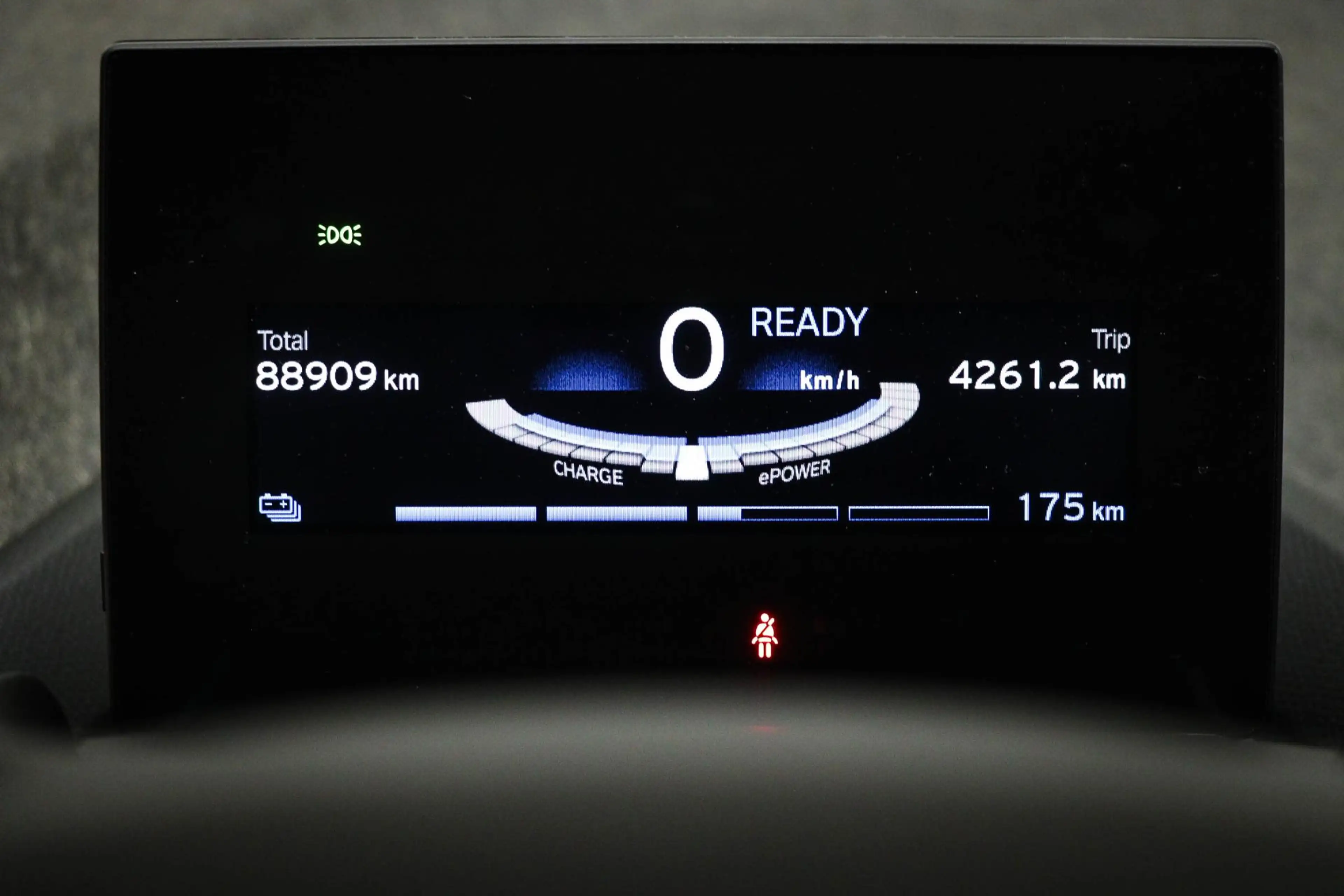 BMW i3 Basis 120Ah 42 kWh | SOH 91% | LED | AIRCO | 19" — photo 9