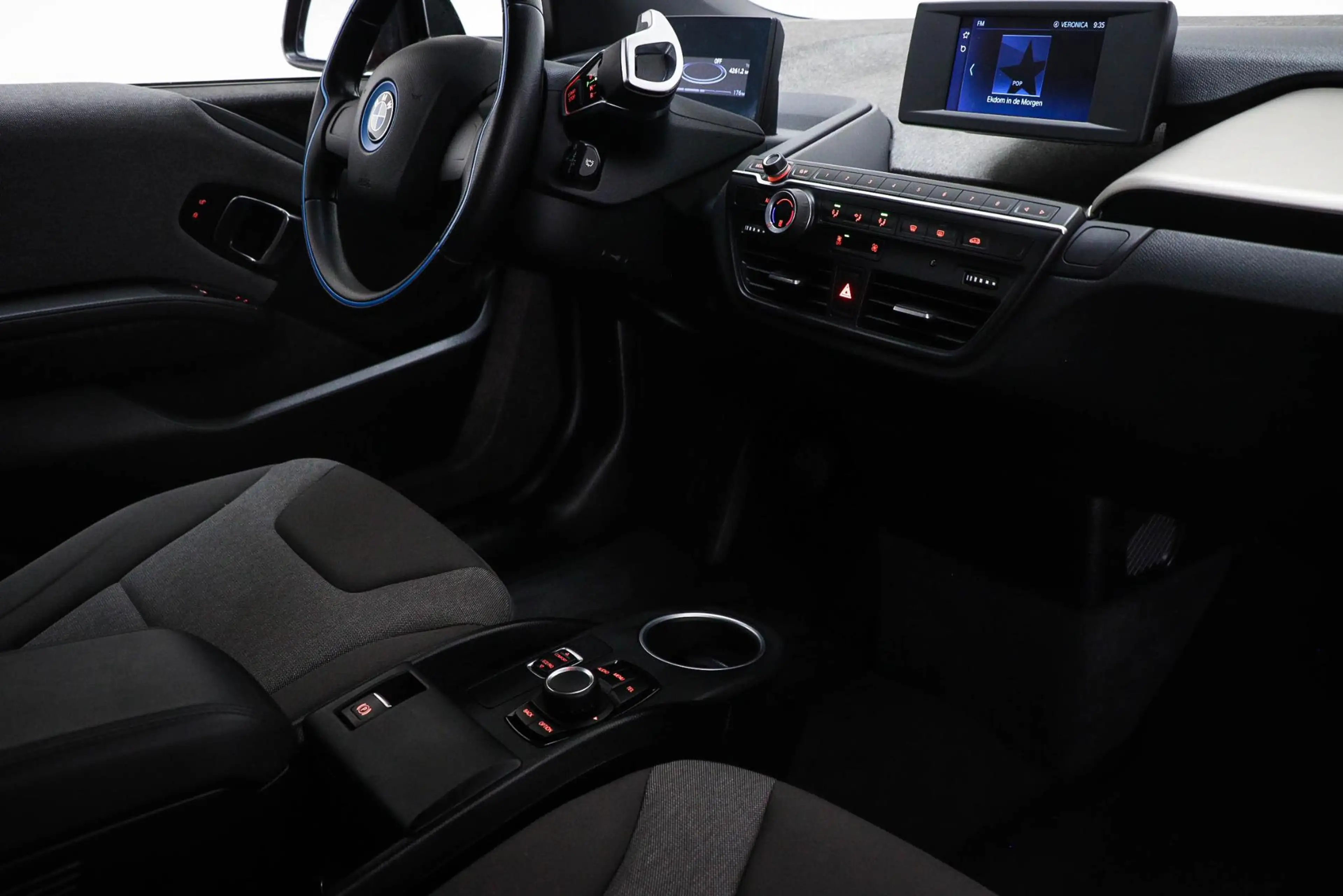 BMW i3 Basis 120Ah 42 kWh | SOH 91% | LED | AIRCO | 19" — photo 12