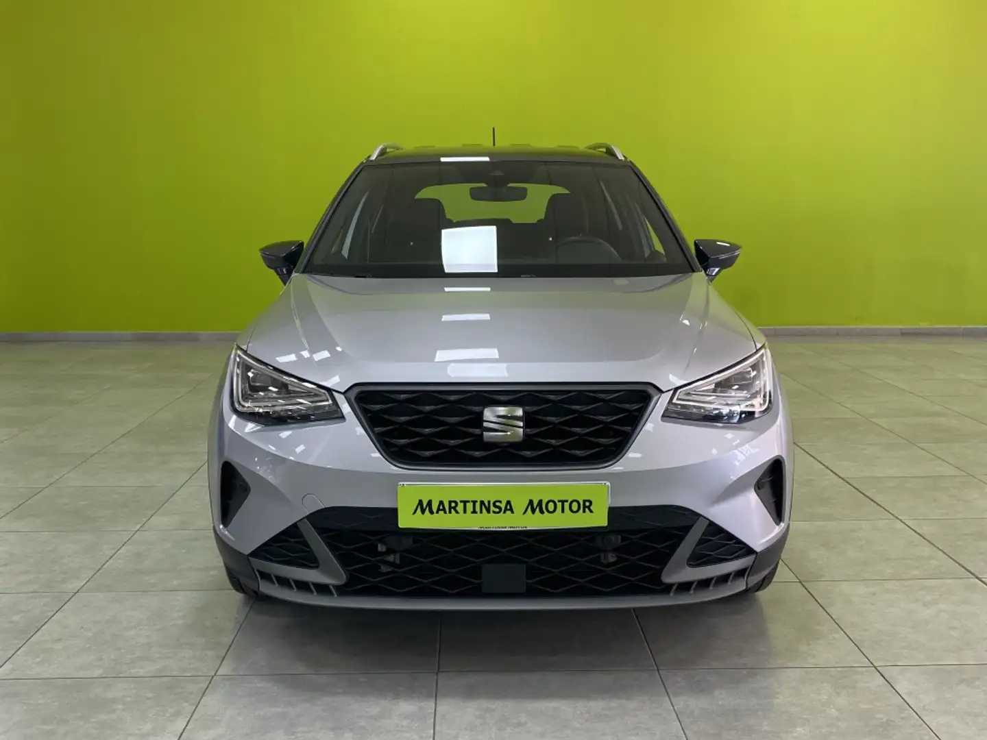 SEAT Arona 1.0 TSI S&S FR XM 110 Plateado - 2