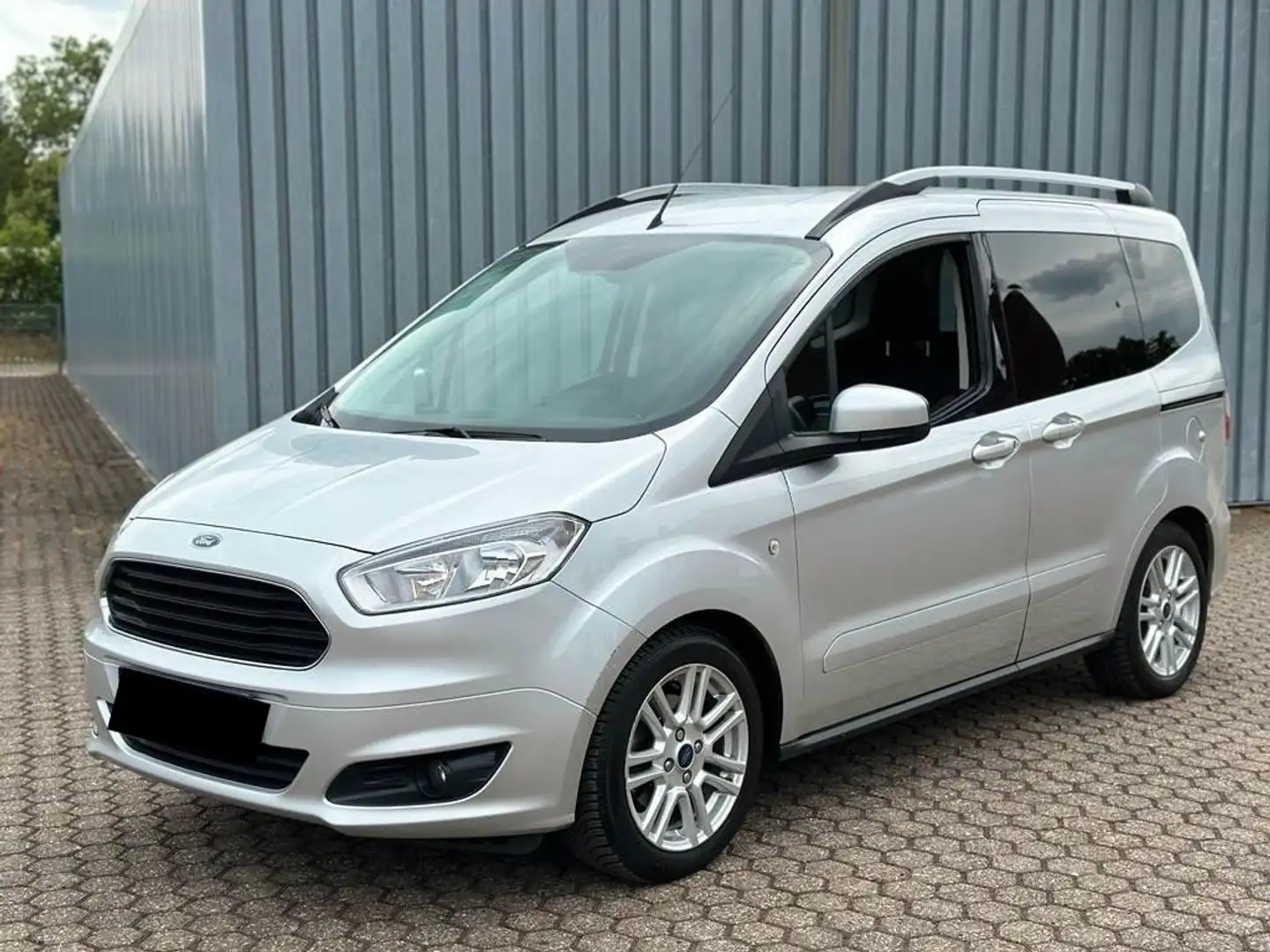 Ford Tourneo Courier 1.0 EcoBoost 100 CV Titanium GPL Argento - 1