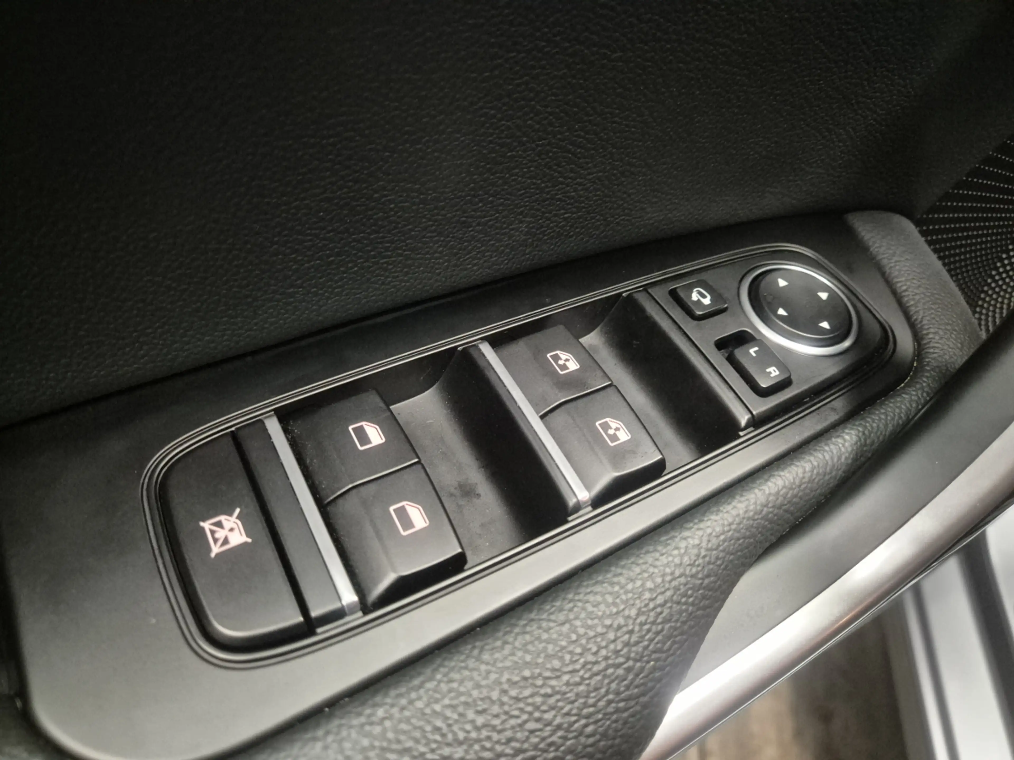 Kia Ceed / cee'd — photo 15
