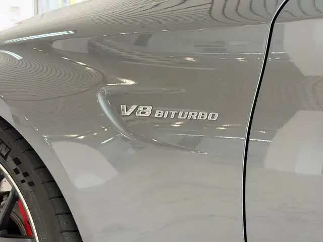 Mercedes-Benz C-Class view 13