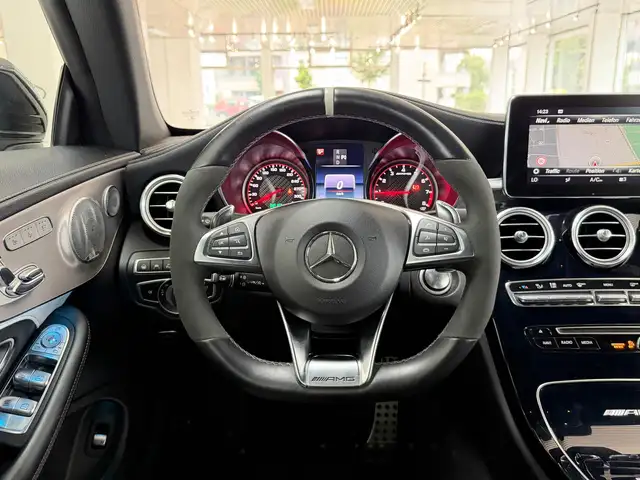 Mercedes-Benz C-Class view 15