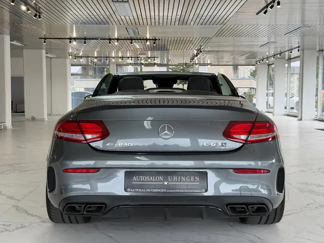 Mercedes-Benz C-Class view 9