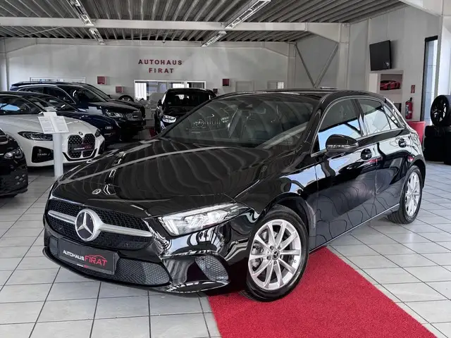 Mercedes-Benz A 160 LED°Ambientebelechtung°Navi°PDC°I Hand° Style