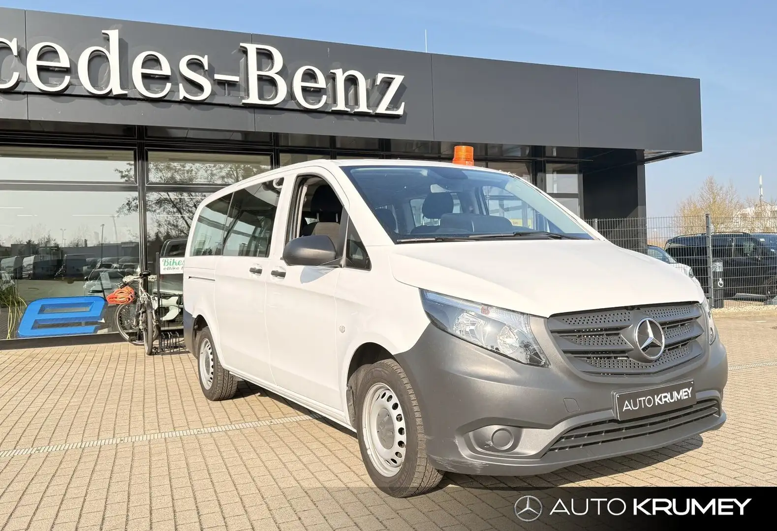 Mercedes-Benz Vito 111 BlueTEC Tourer PRO Lang Standheizung Weiß - 2