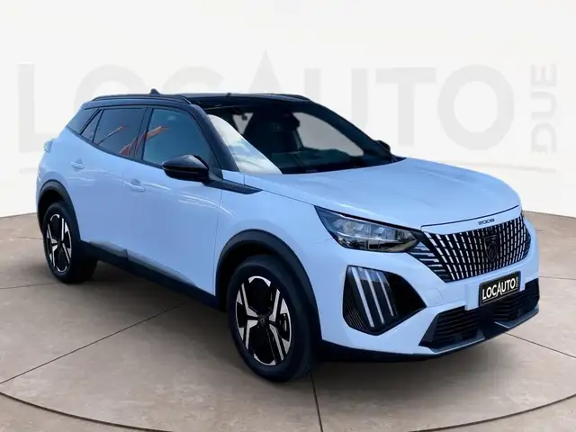 Peugeot 2008 view 3