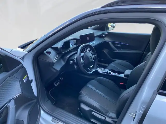 Peugeot 2008 view 7