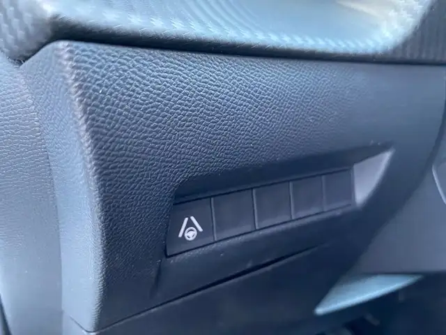 Peugeot 2008 view 21